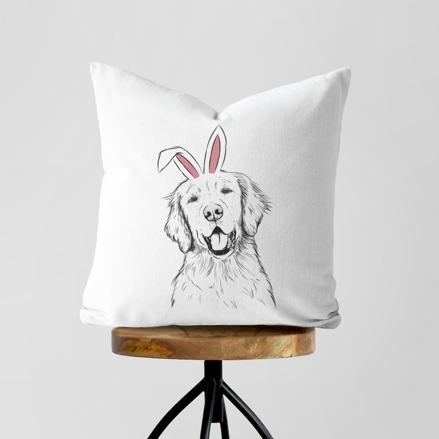 Wallace the Golden Retriever - Throw Pillow Cover
