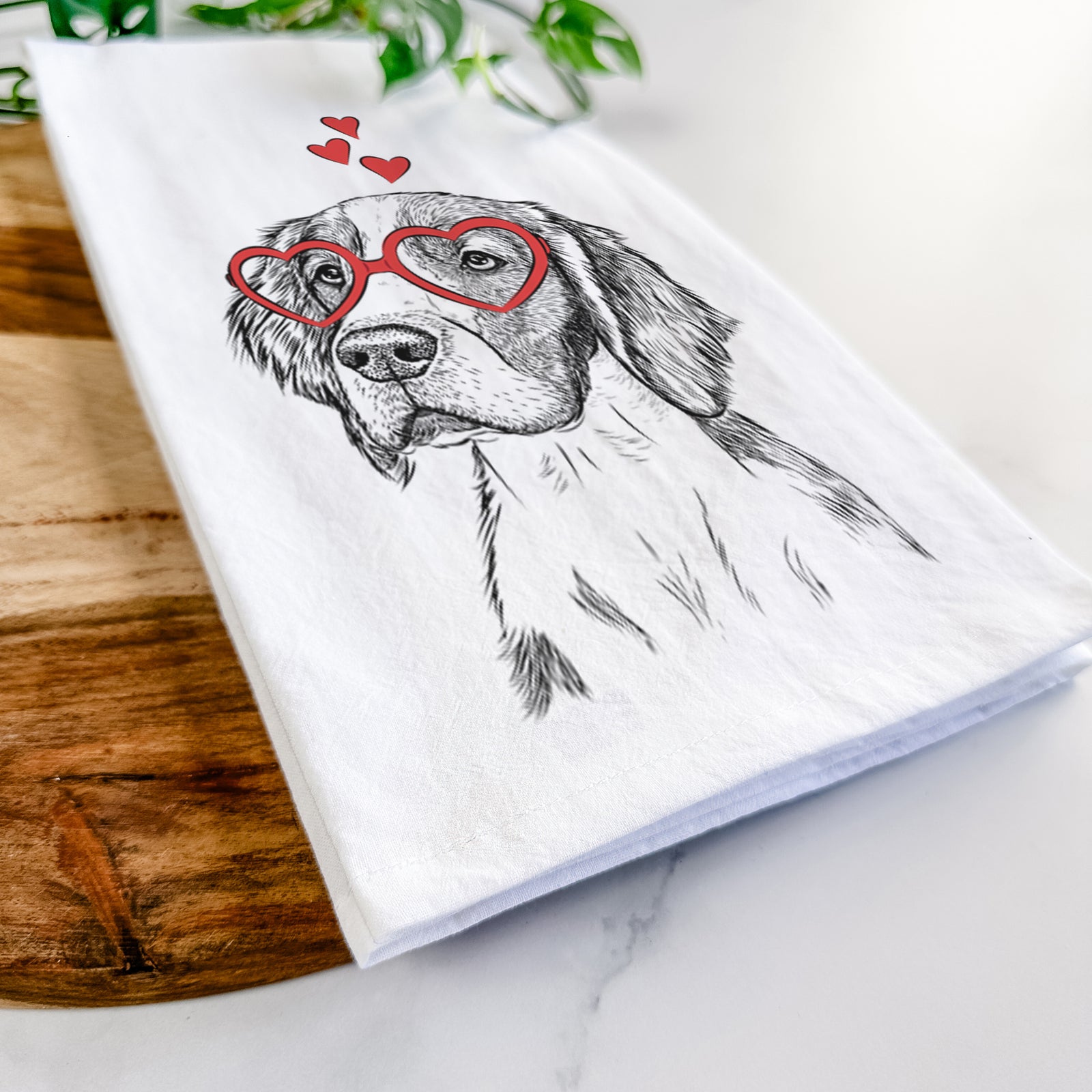 Hand-drawn sketch of Roxy the Welsh Springer Spaniel wearing heart-shaped glasses on a tea towel