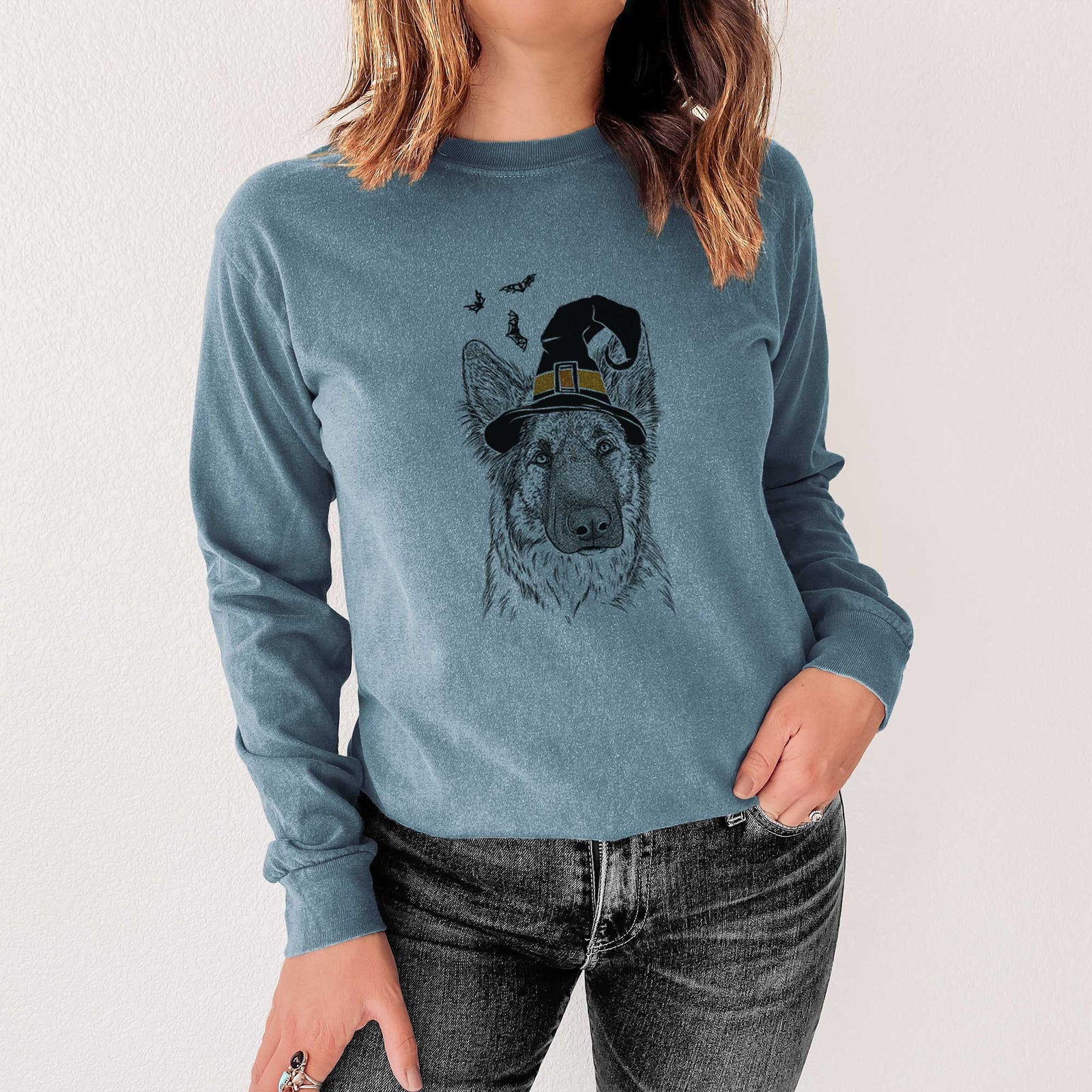 Witch Geddy the Shiloh Shepherd - Men's Heavyweight 100% Cotton Long Sleeve