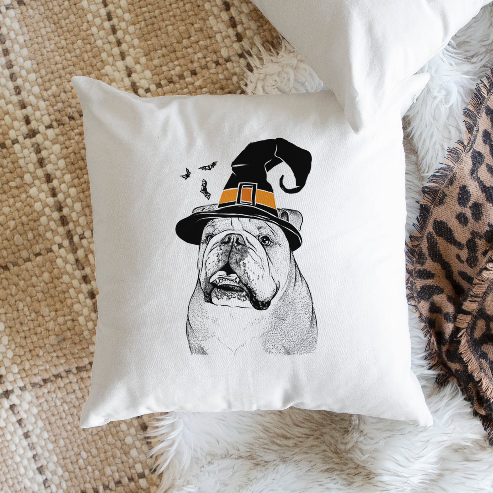 Piggy the English Bulldog - Throw Pillow Cover