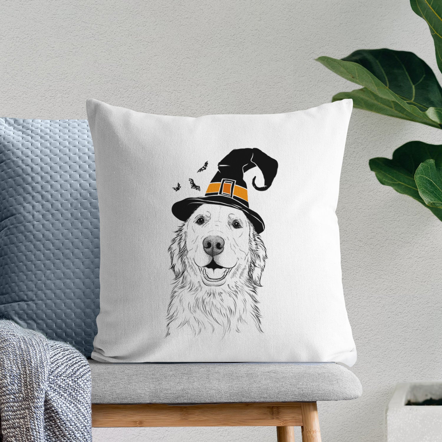 Ridge the Golden Retriever - Throw Pillow Cover