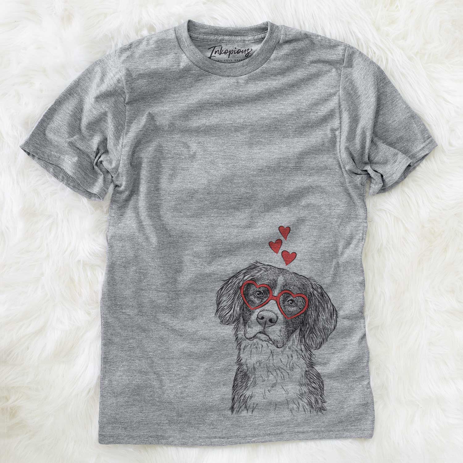 Hand-drawn sketch of Dulce the Drentsche Patrijshond wearing heart-shaped glasses on a Grey Unisex crewneck