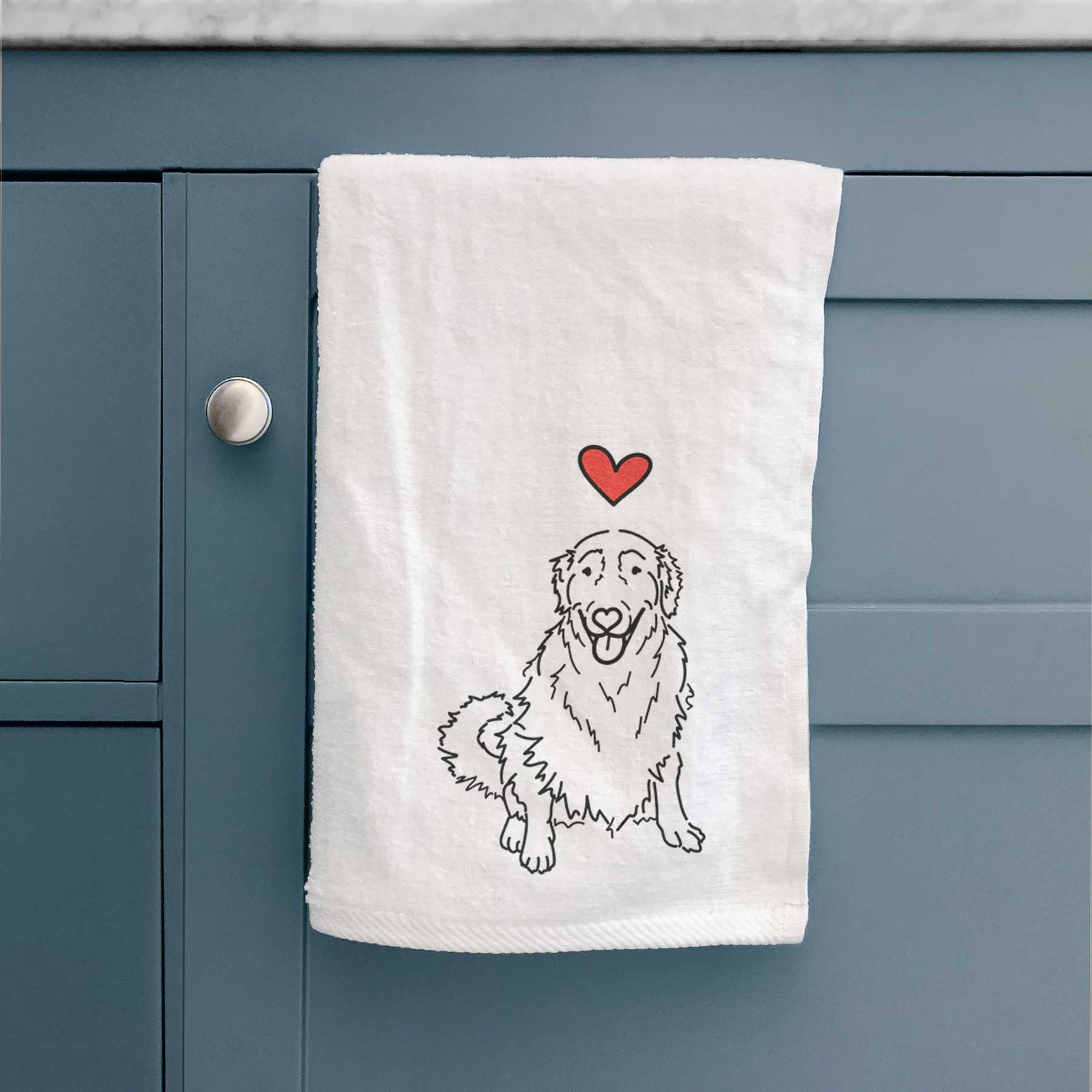 Minimalist line drawing of Daisy the Golden Retriever with a red heart on a decorative hand towel