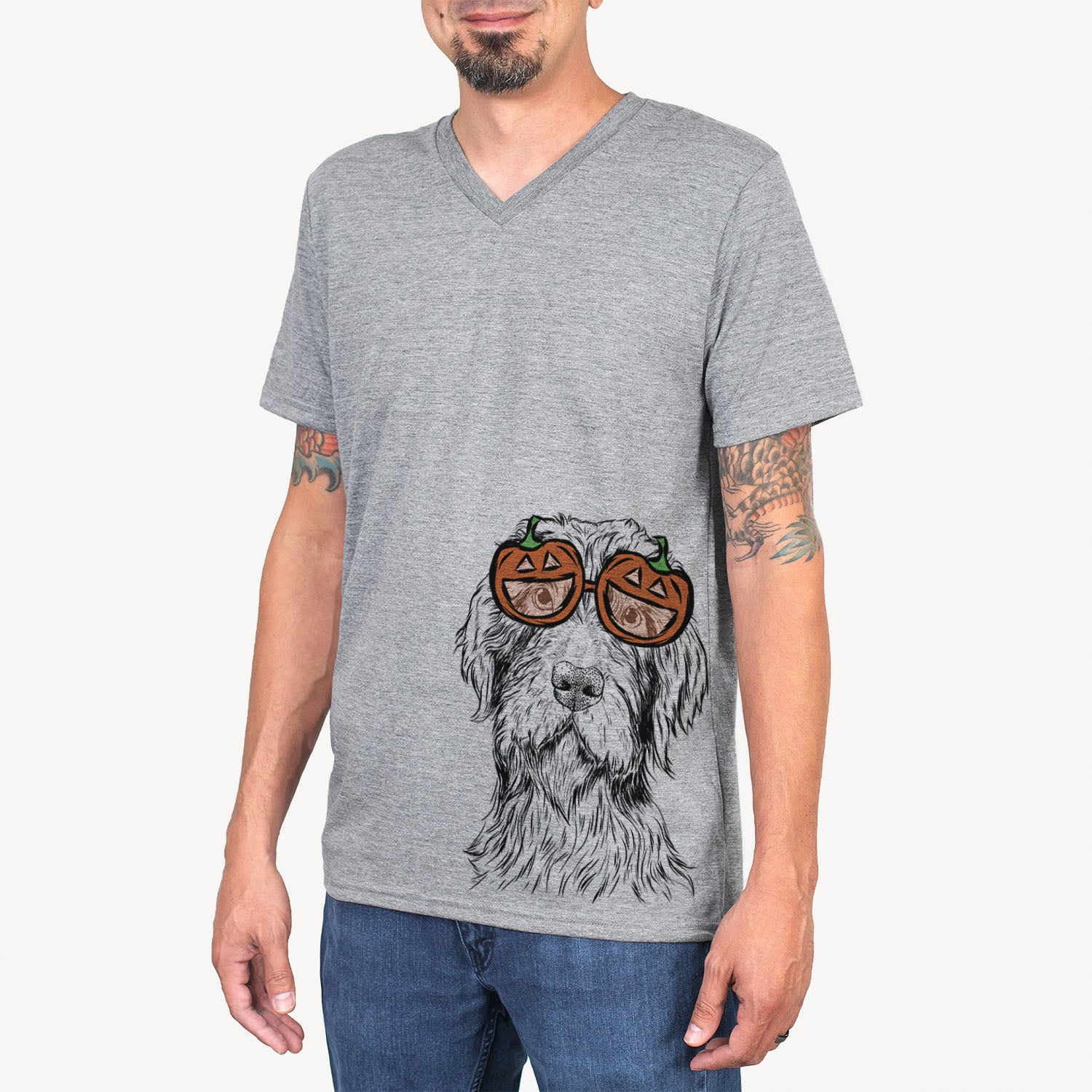 Hand-drawn sketch of Doc Holliday the Pudelpointer wearing pumpkin glasses on a Grey pumpkin collection