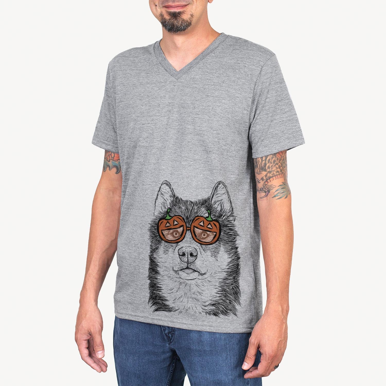 Hand-drawn sketch of Oskar the Candian Eskimo Dog wearing pumpkin glasses on a Grey pumpkin collection