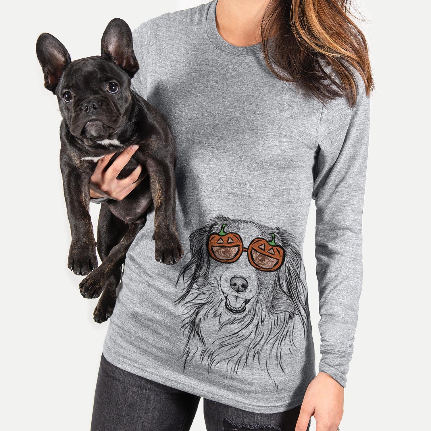 Hand-drawn sketch of Rutger the Nederlandse Kooikerhondje wearing pumpkin glasses on a Grey pumpkin collection