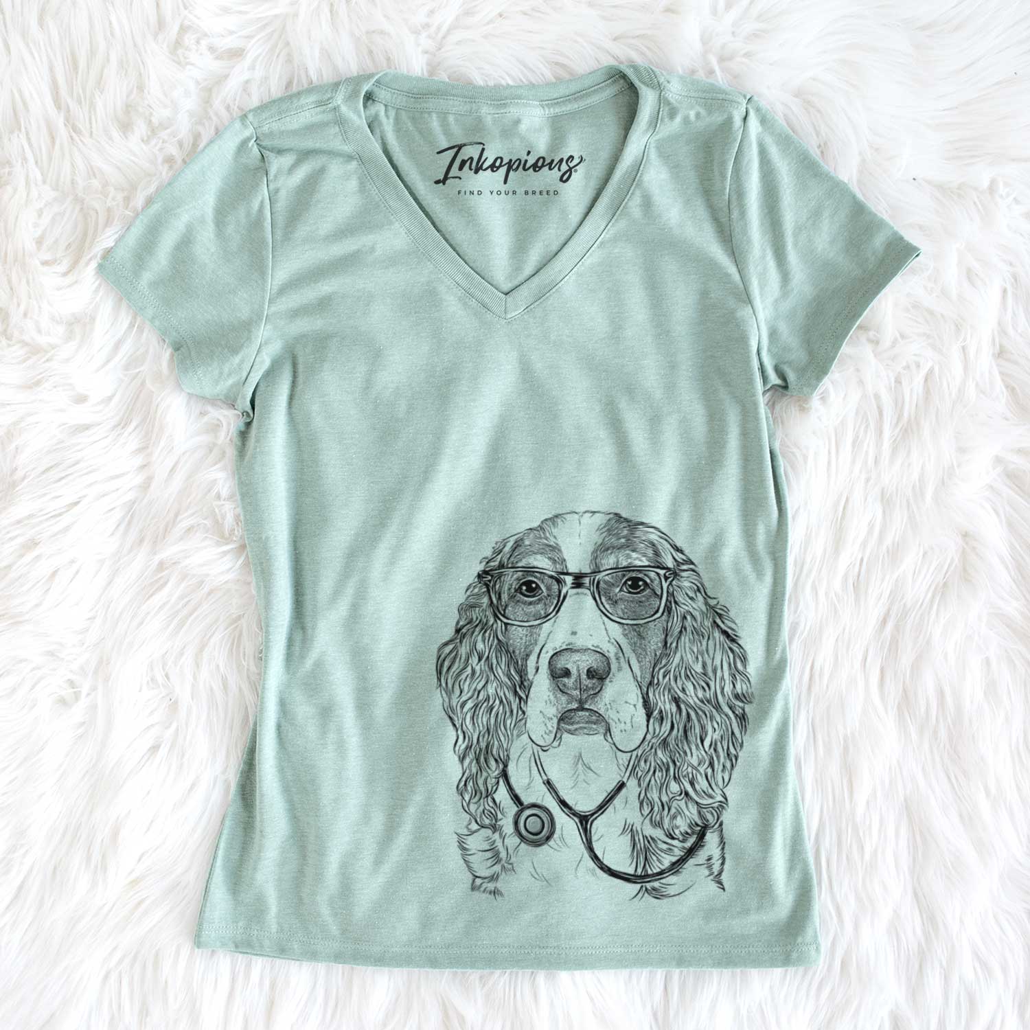 Red the English Springer Spaniel - Women's V-neck Shirt