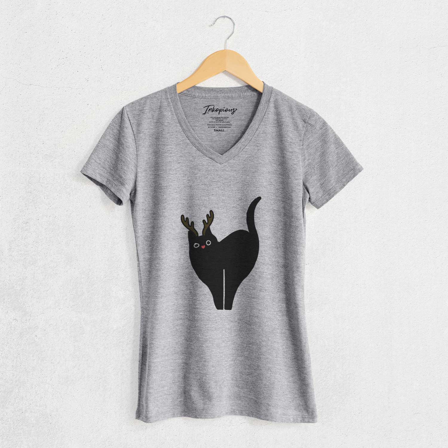 Red Nose Black Cat - Bella - Women's V-neck Shirt