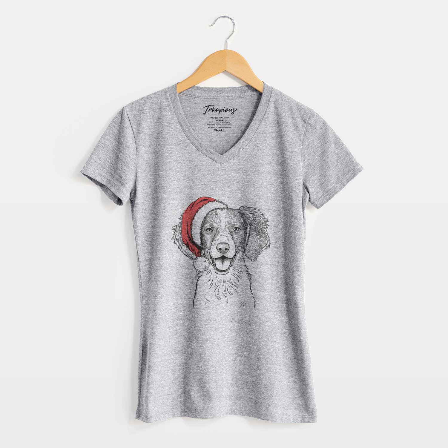 Santa Happy Holly the Brittany Spaniel - Women's V-neck Shirt