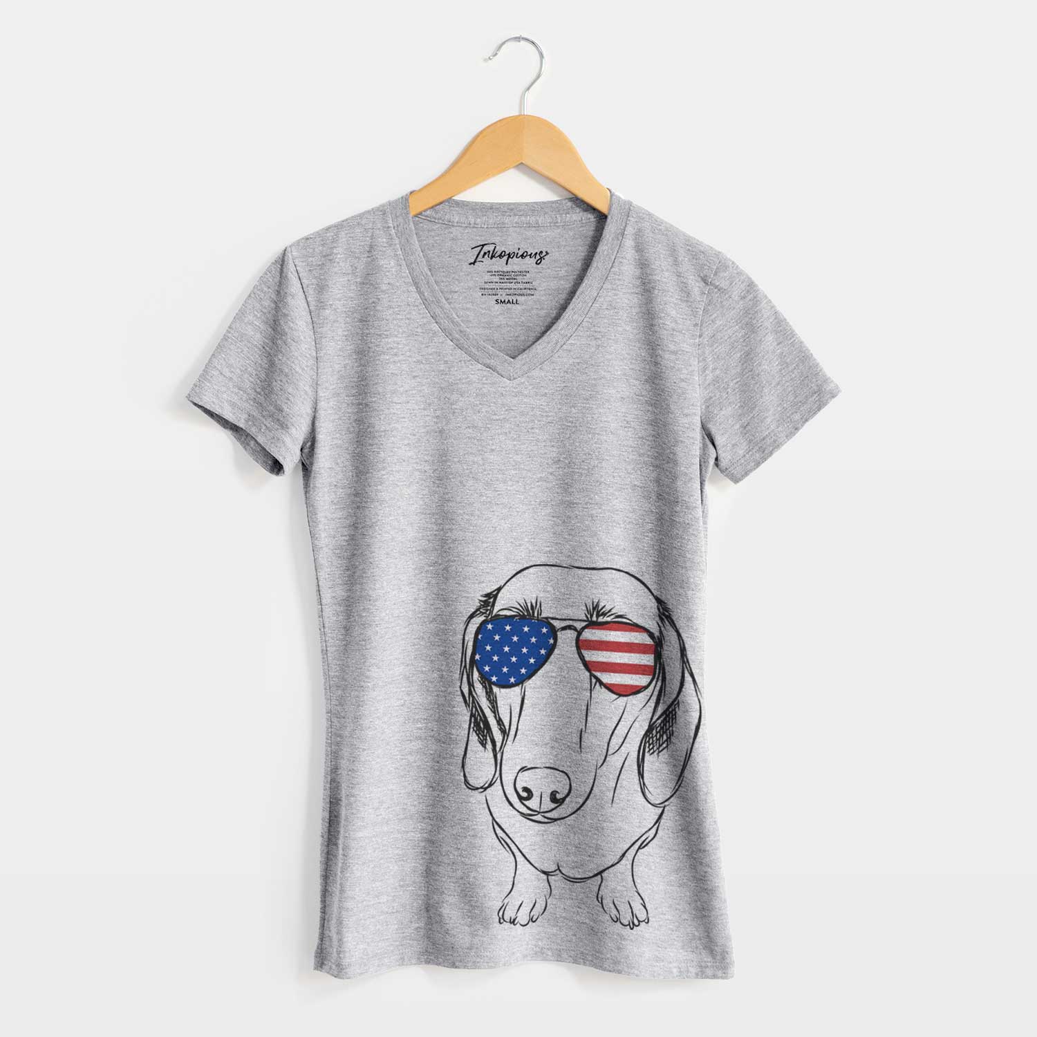 USA Annabelle the Dachshund - Women's Perfect V-neck Shirt