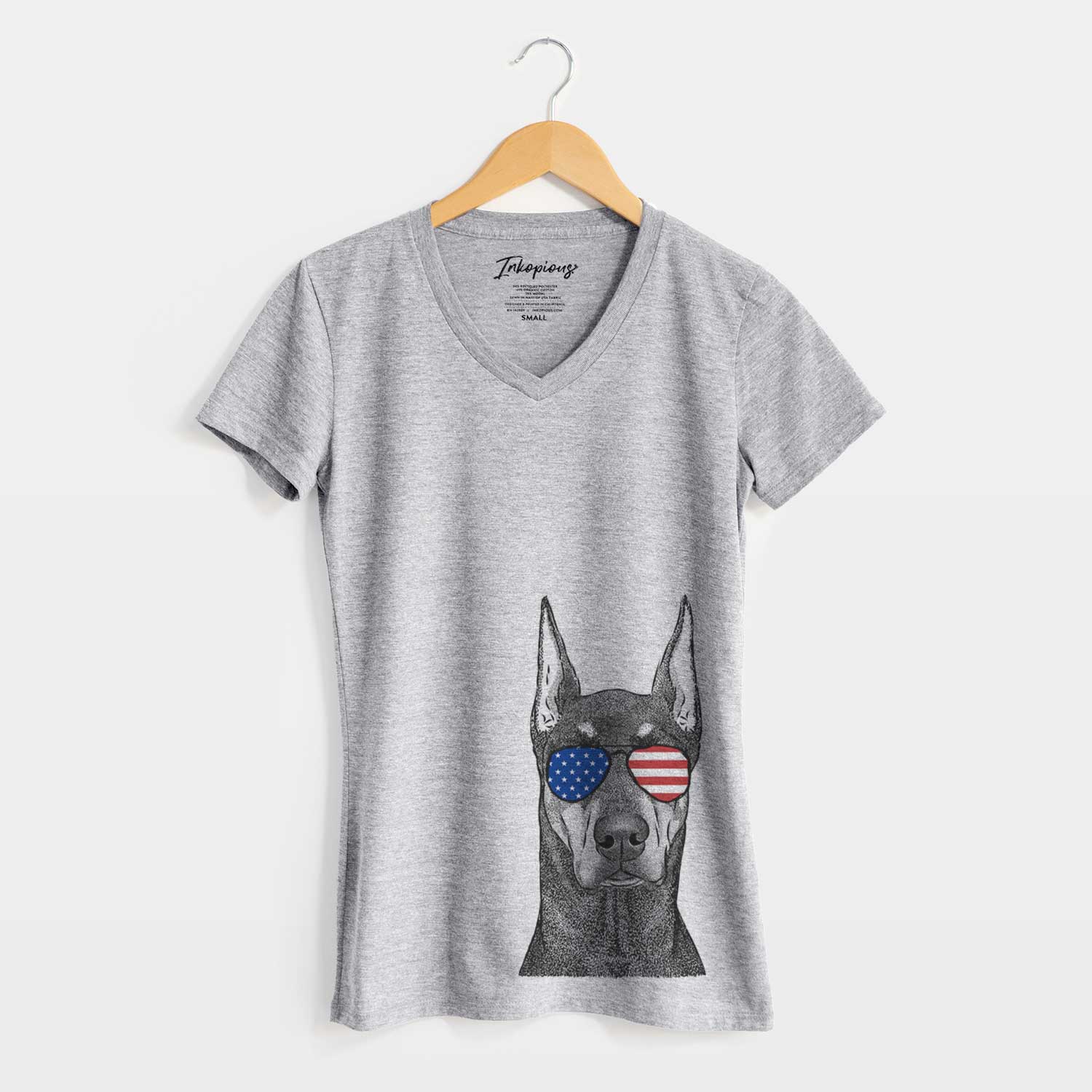 USA Drake the Doberman Pinscher - Women's Perfect V-neck Shirt