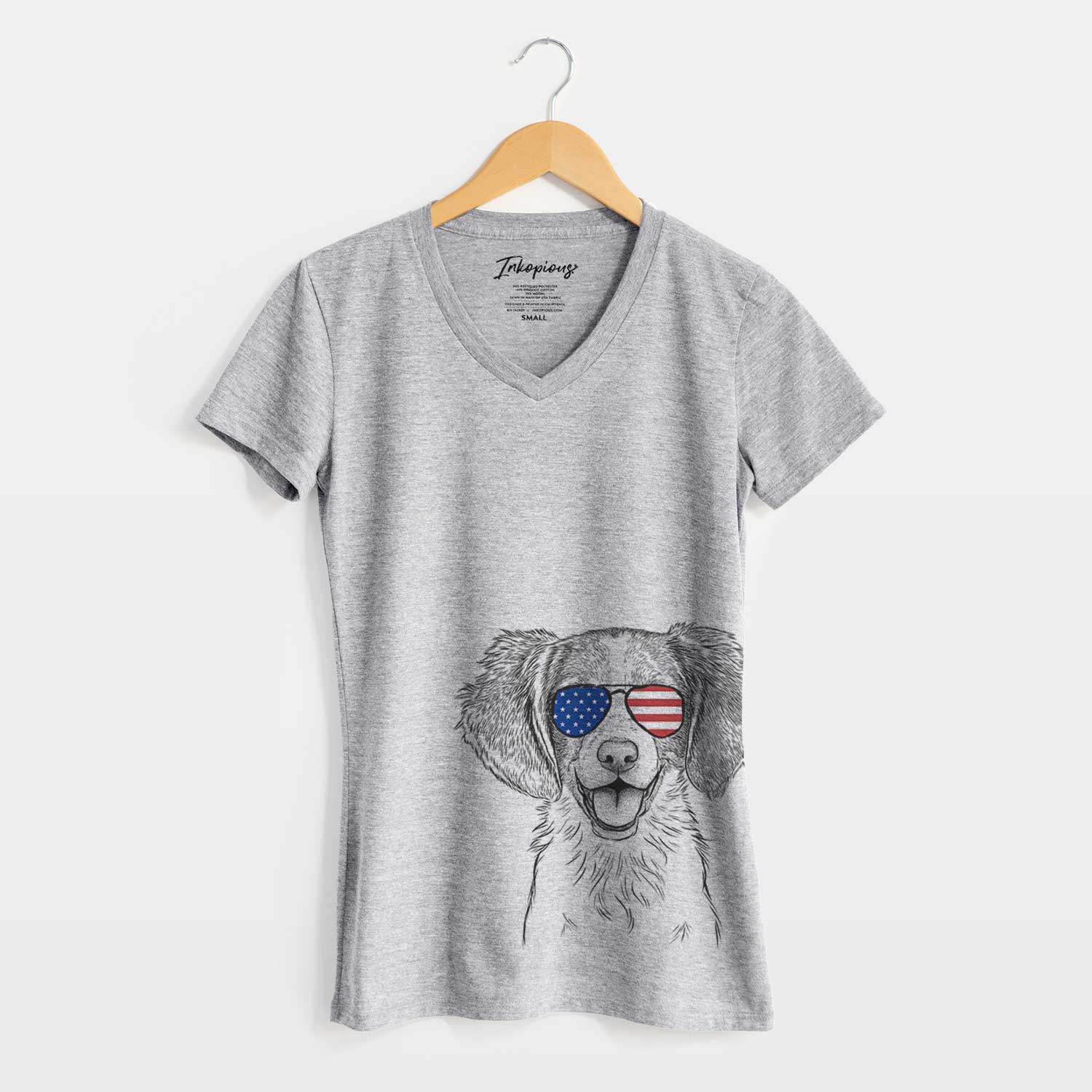 USA Happy Holly the Brittany Spaniel - Women's Perfect V-neck Shirt