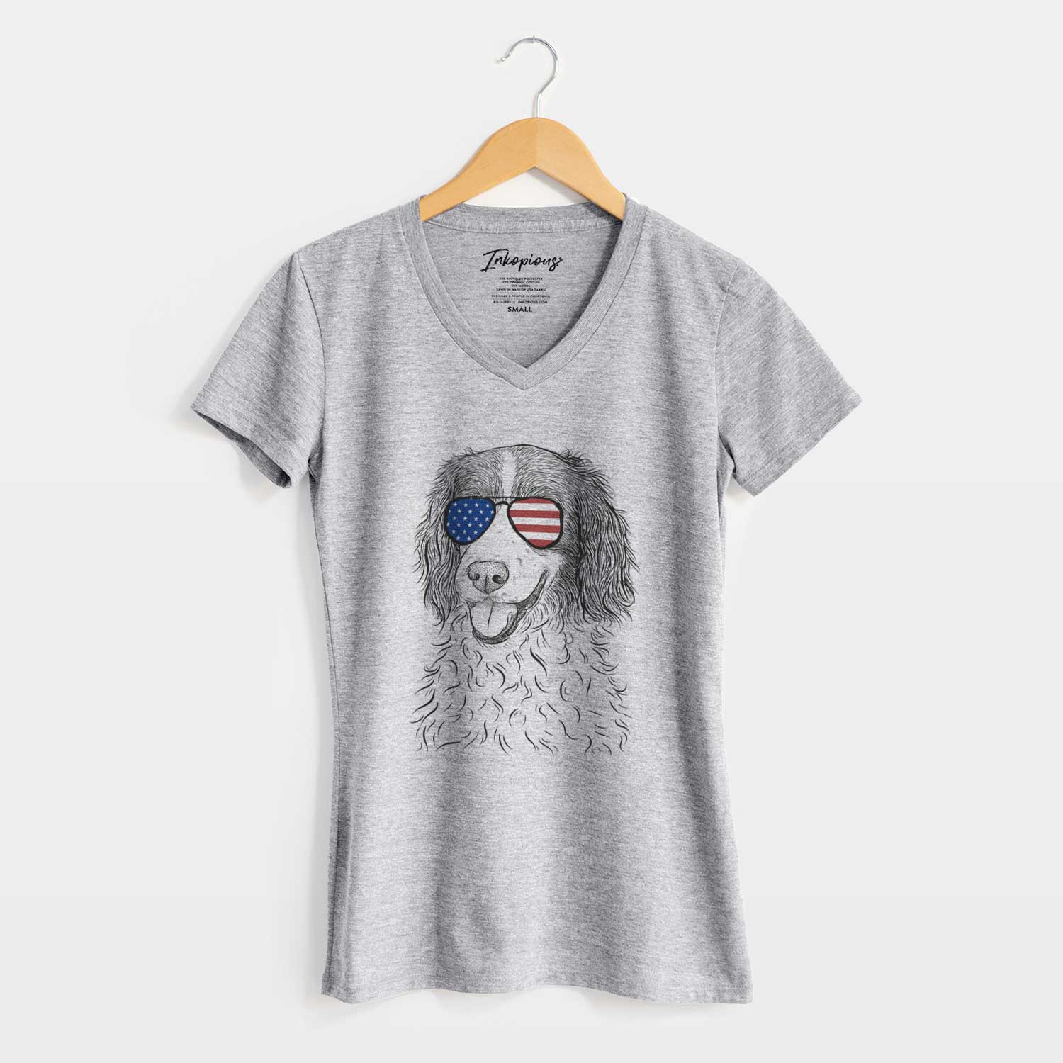 USA Maggie the Springer Spaniel - Women's Perfect V-neck Shirt