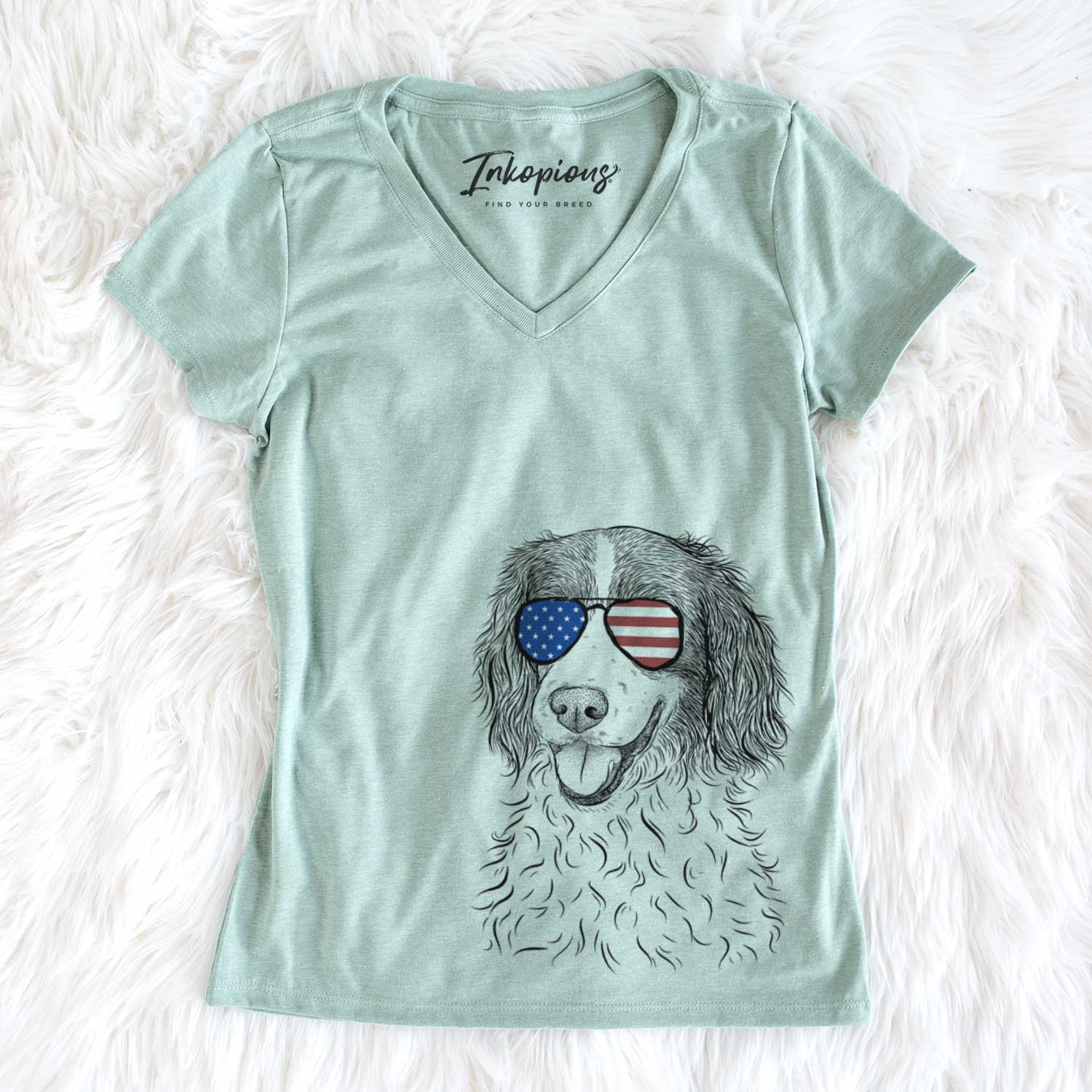 USA Maggie the Springer Spaniel - Women's Perfect V-neck Shirt