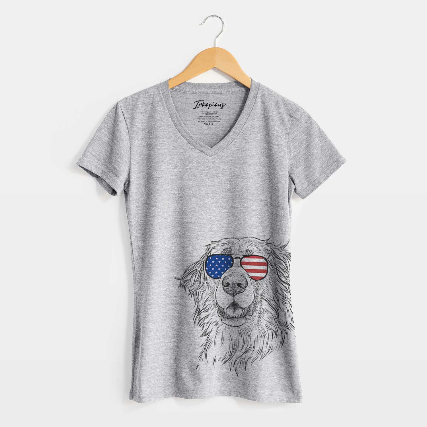 USA Siri the Leonberger - Women's Perfect V-neck Shirt