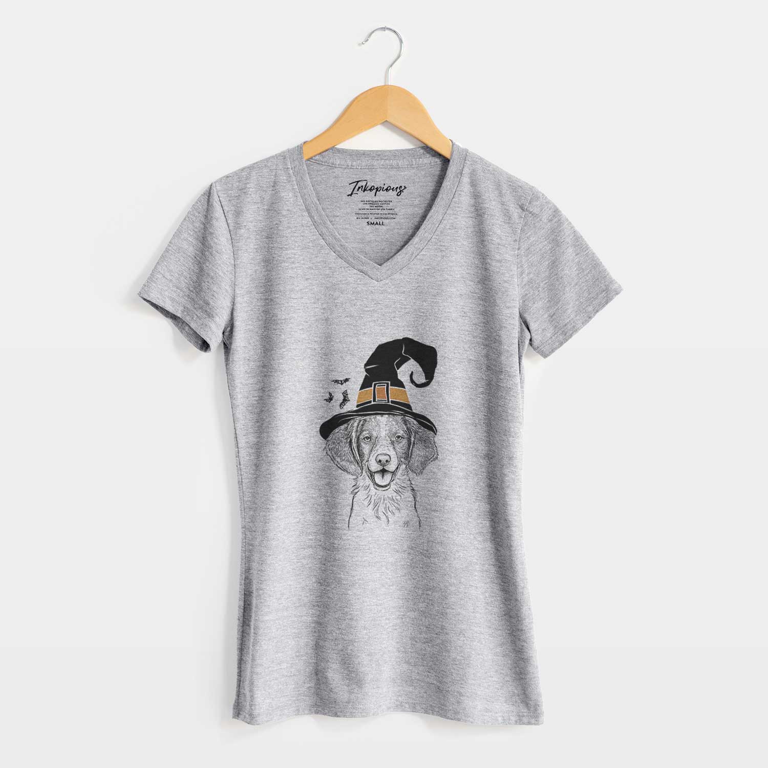 Witch Happy Holly the Brittany Spaniel - Women's V-neck Shirt
