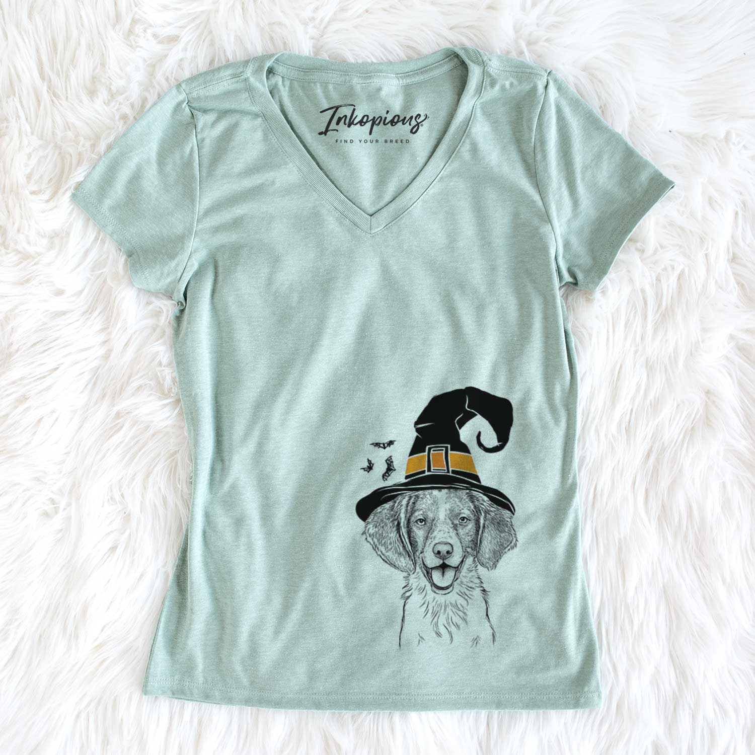 Witch Happy Holly the Brittany Spaniel - Women's V-neck Shirt