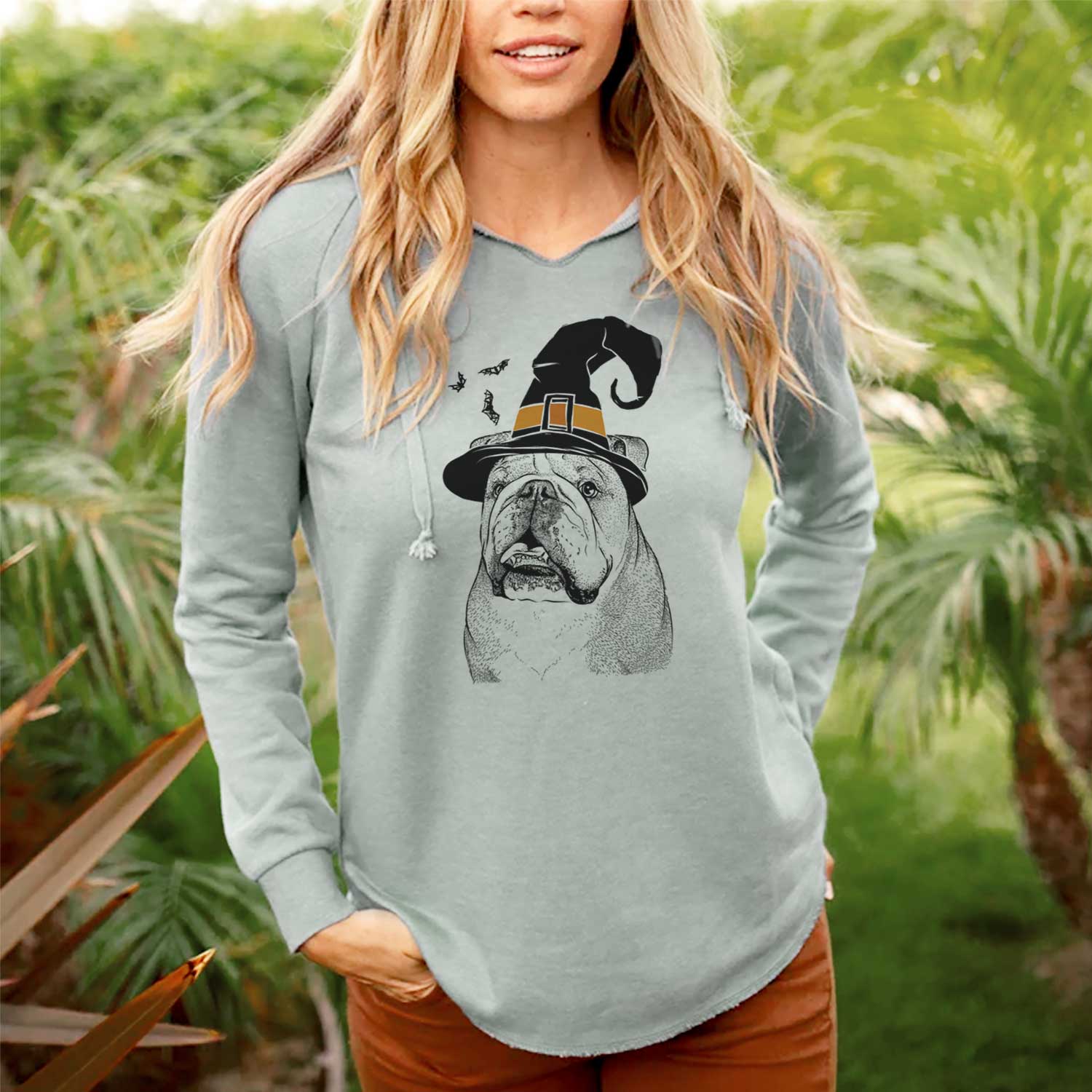 Witch Piggy the English Bulldog - Cali Wave Hooded Sweatshirt