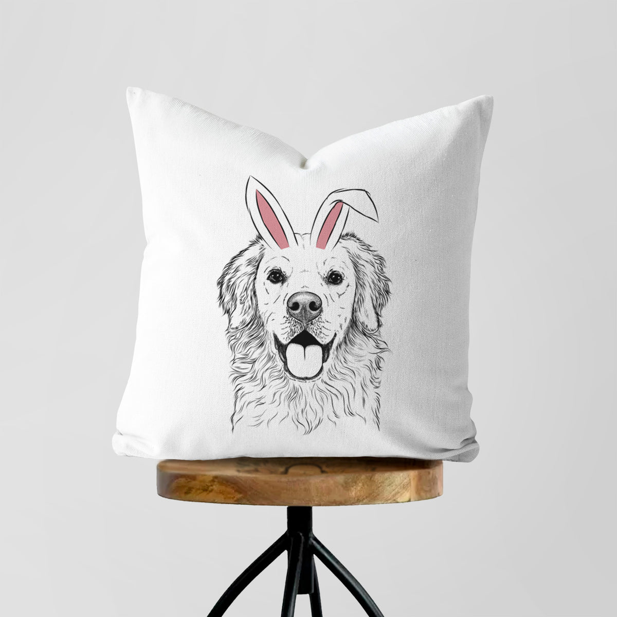 Juniper the Golden Retriever - Throw Pillow Cover