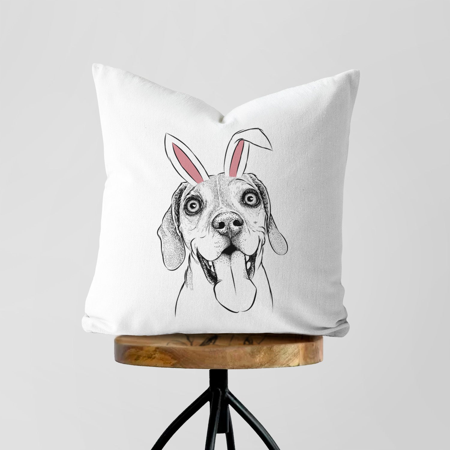 Sunny the Beagle - Throw Pillow Cover