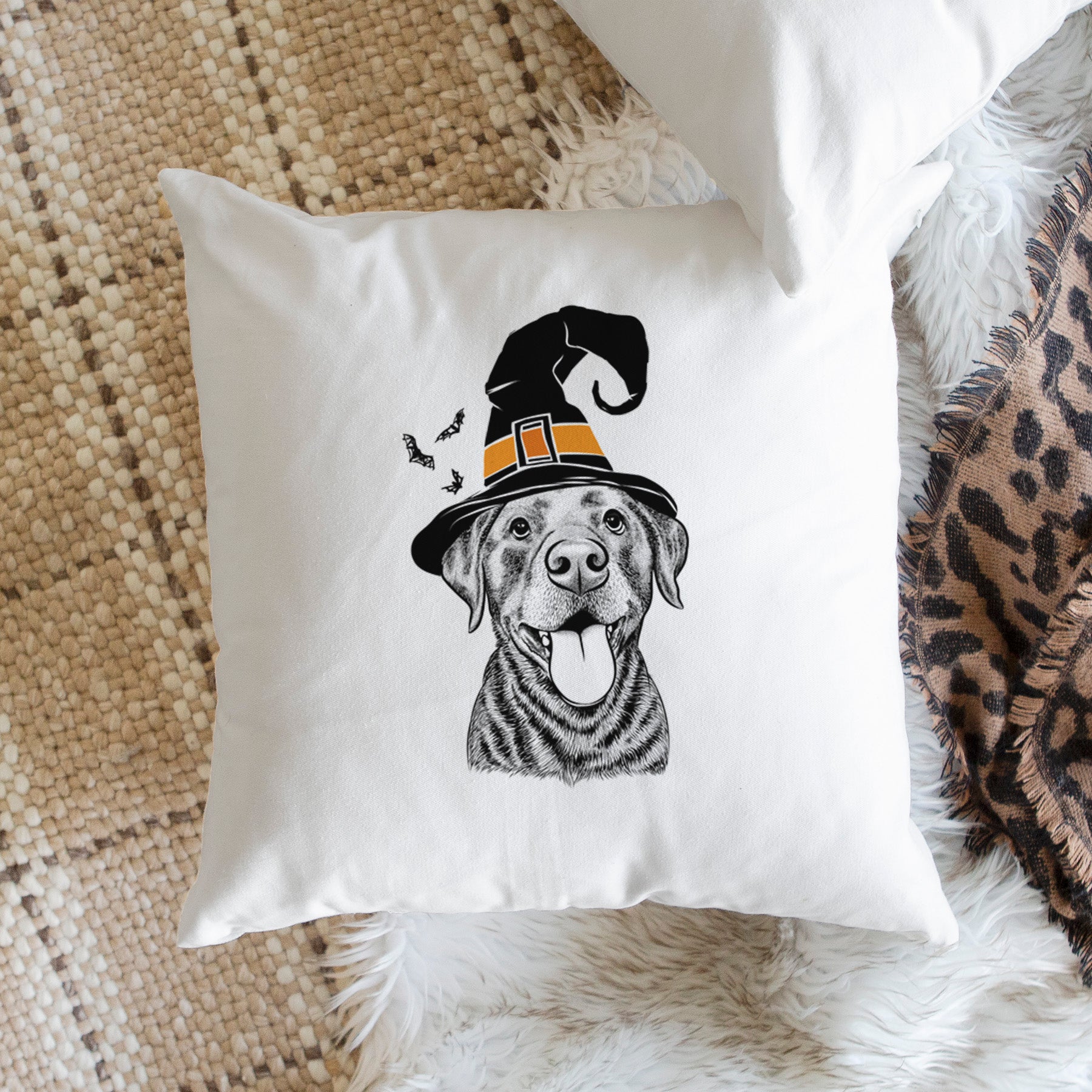 Gwen the Labrador Retriever - Throw Pillow Cover
