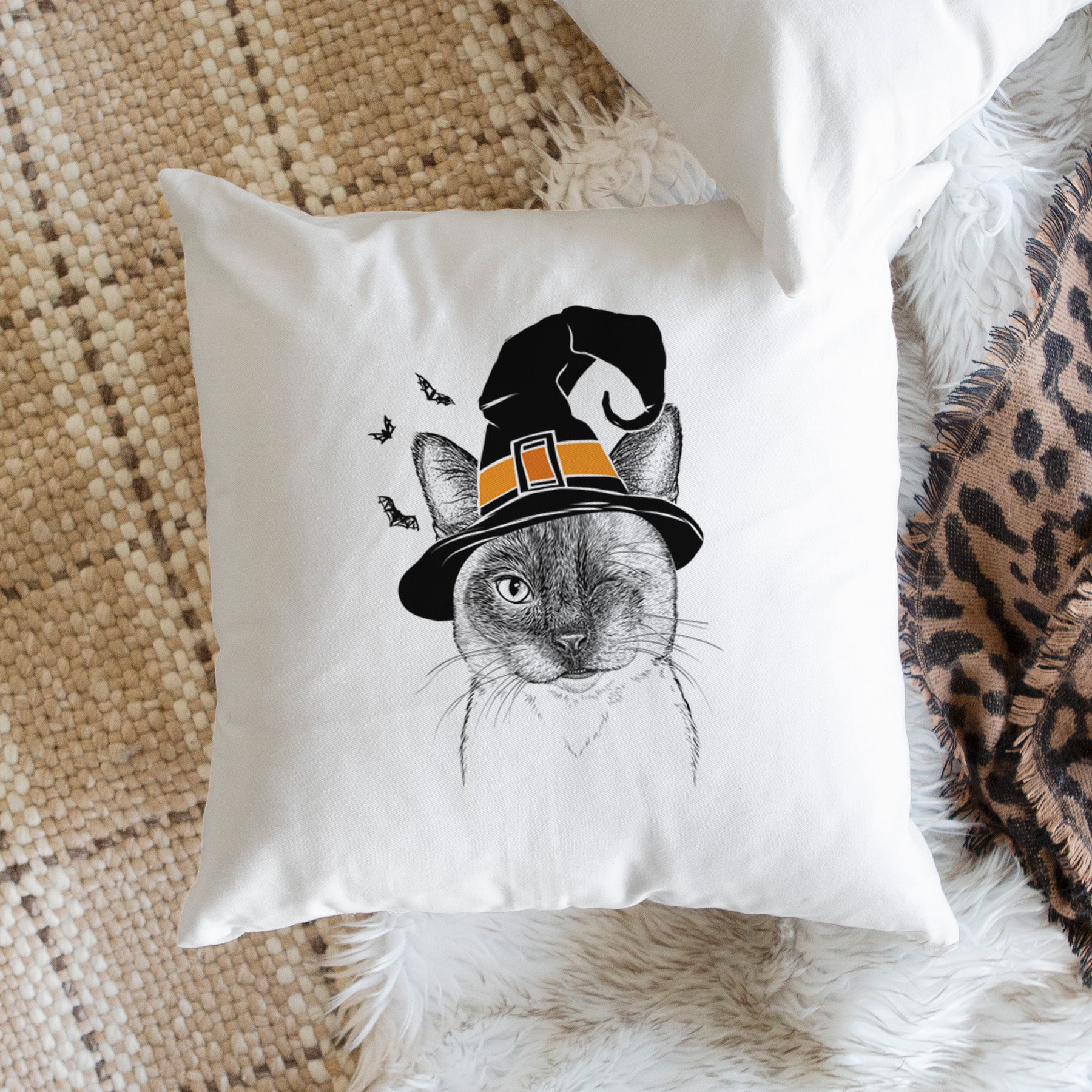 Hoggle the Siamese Cat - Throw Pillow Cover