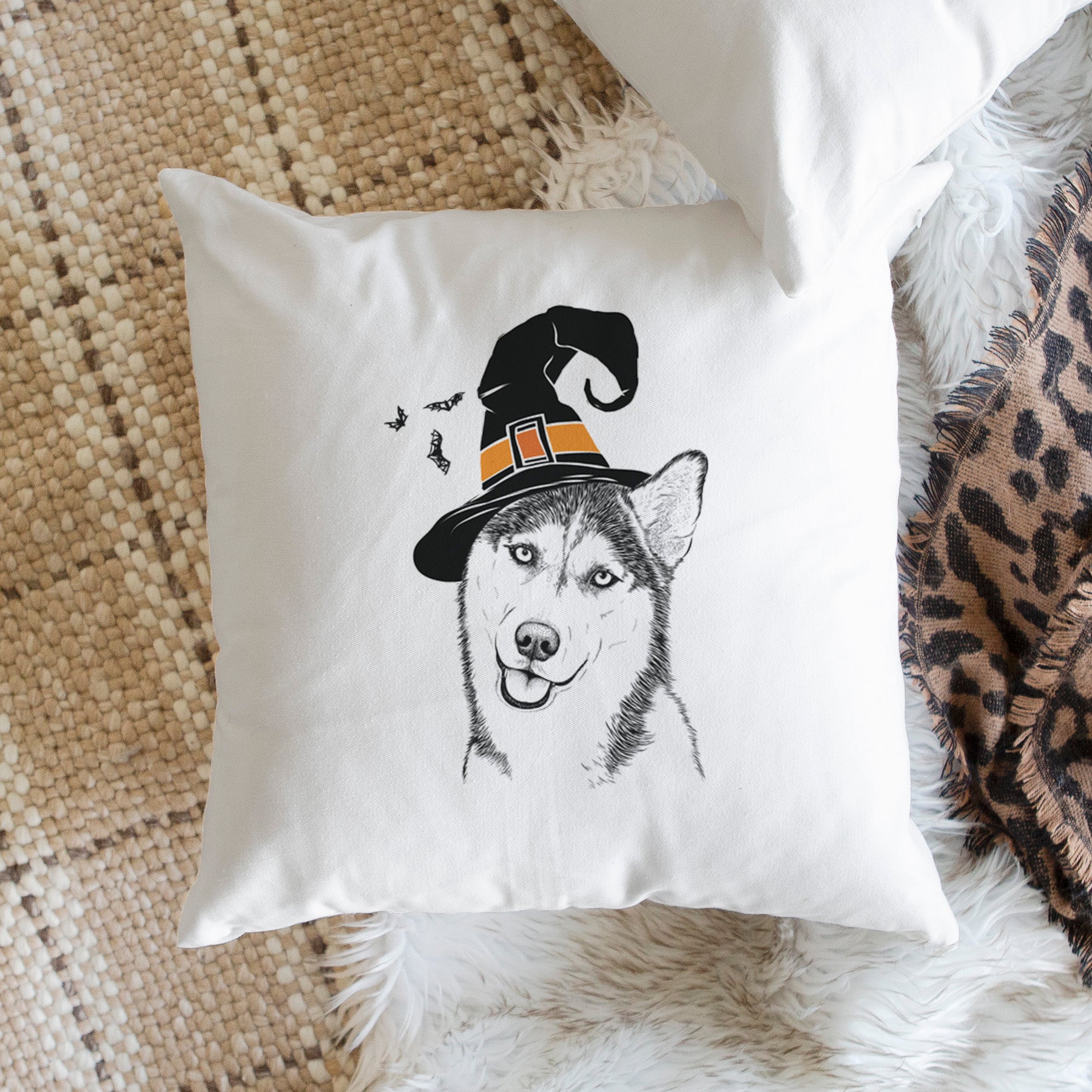 Remmie the Siberian Husky - Throw Pillow Cover
