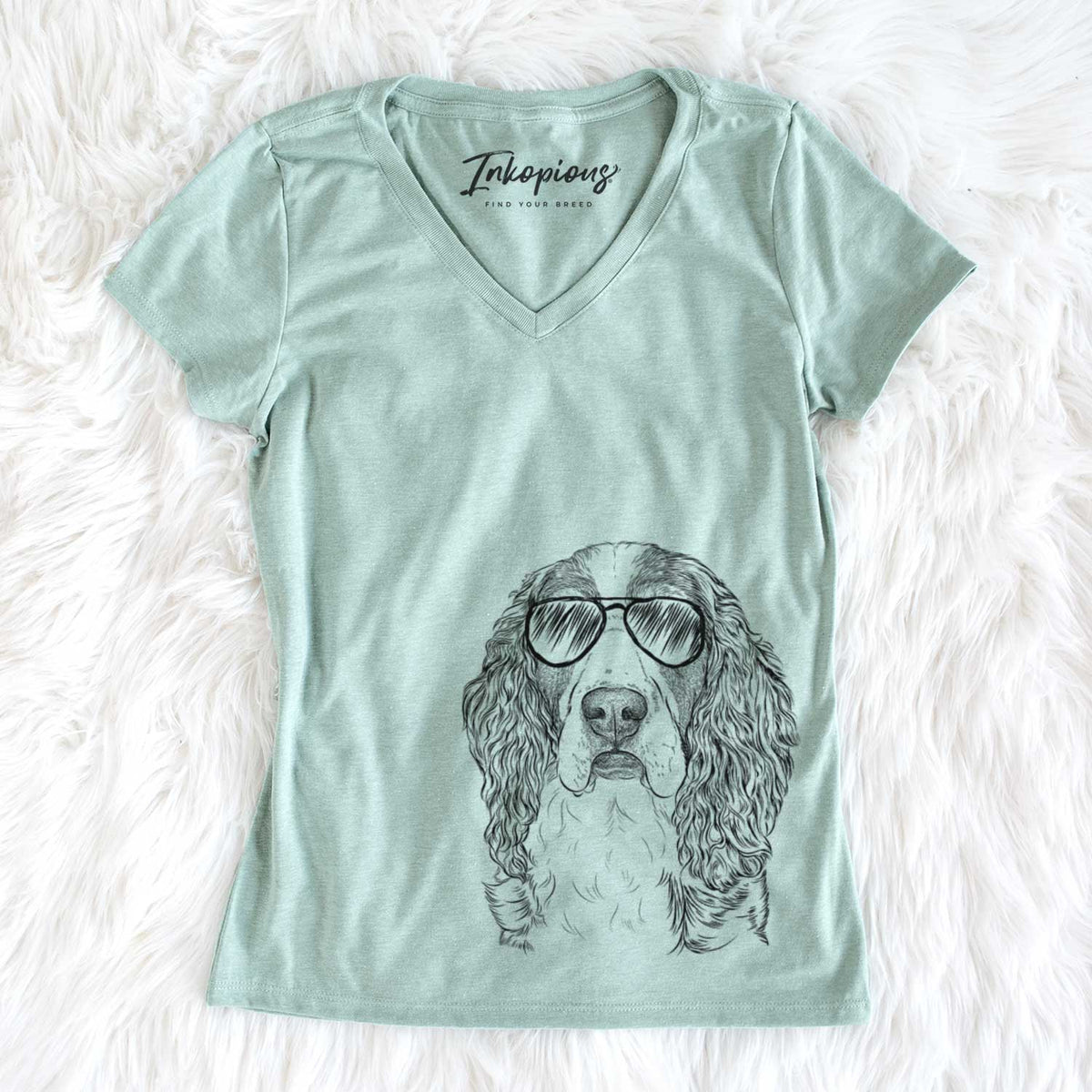 Red the English Springer Spaniel - Women's V-neck Shirt