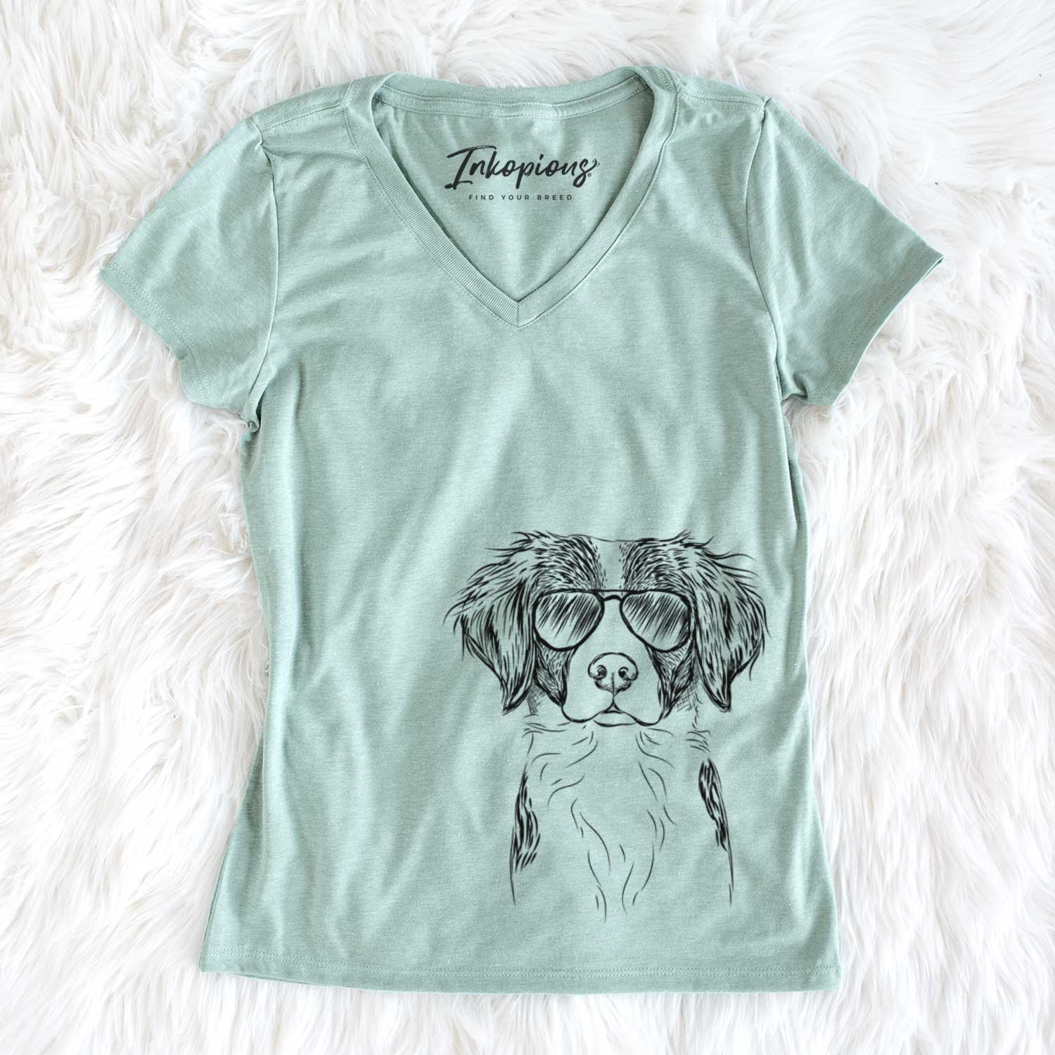 Aviator Remi the Brittany - Women's V-neck Shirt