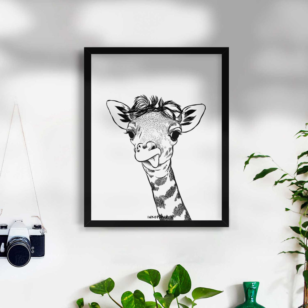 Mel the Giraffe Art Print