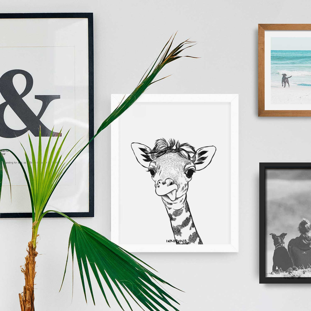 Mel the Giraffe Art Print