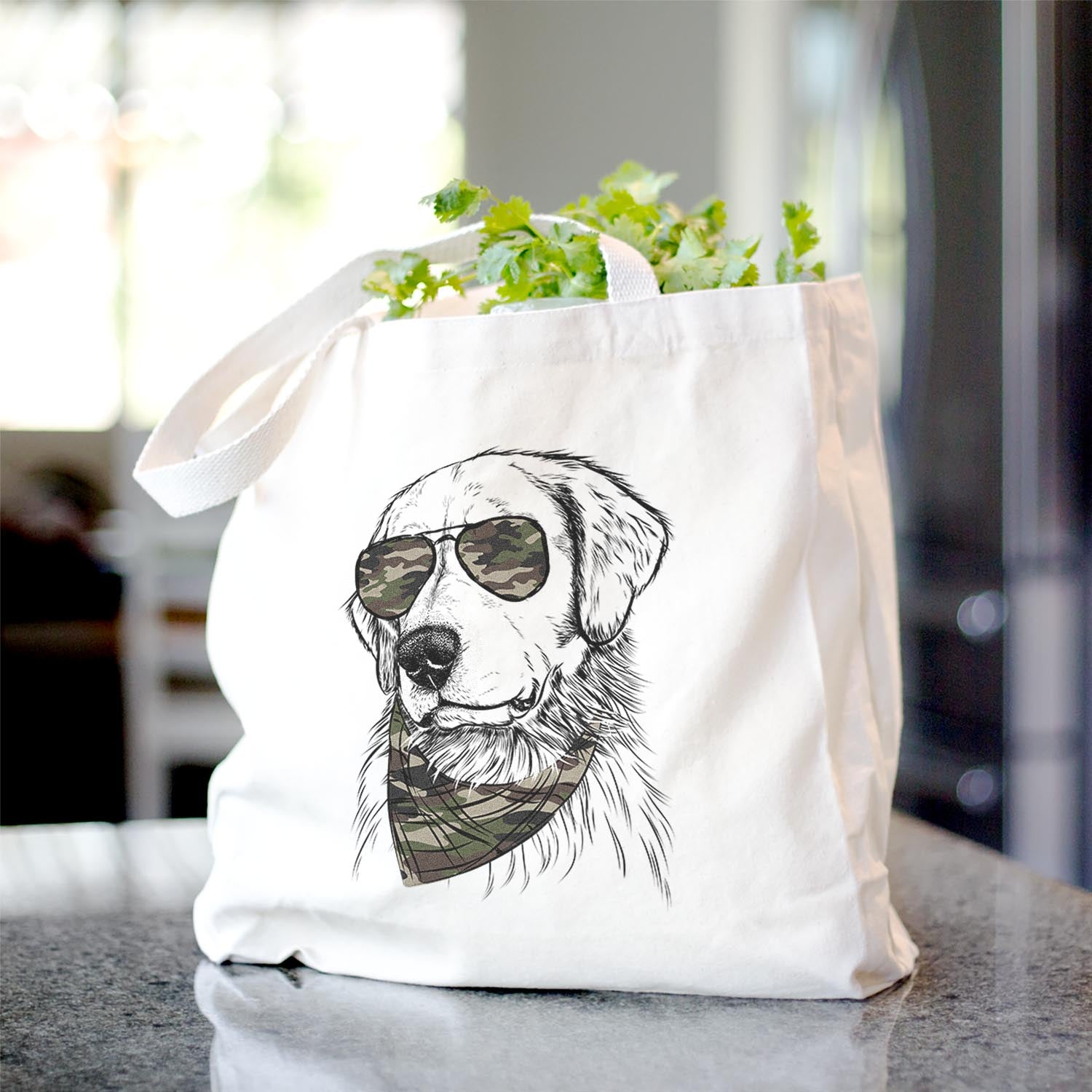 Quinn the Golden Retriever - Tote Bag