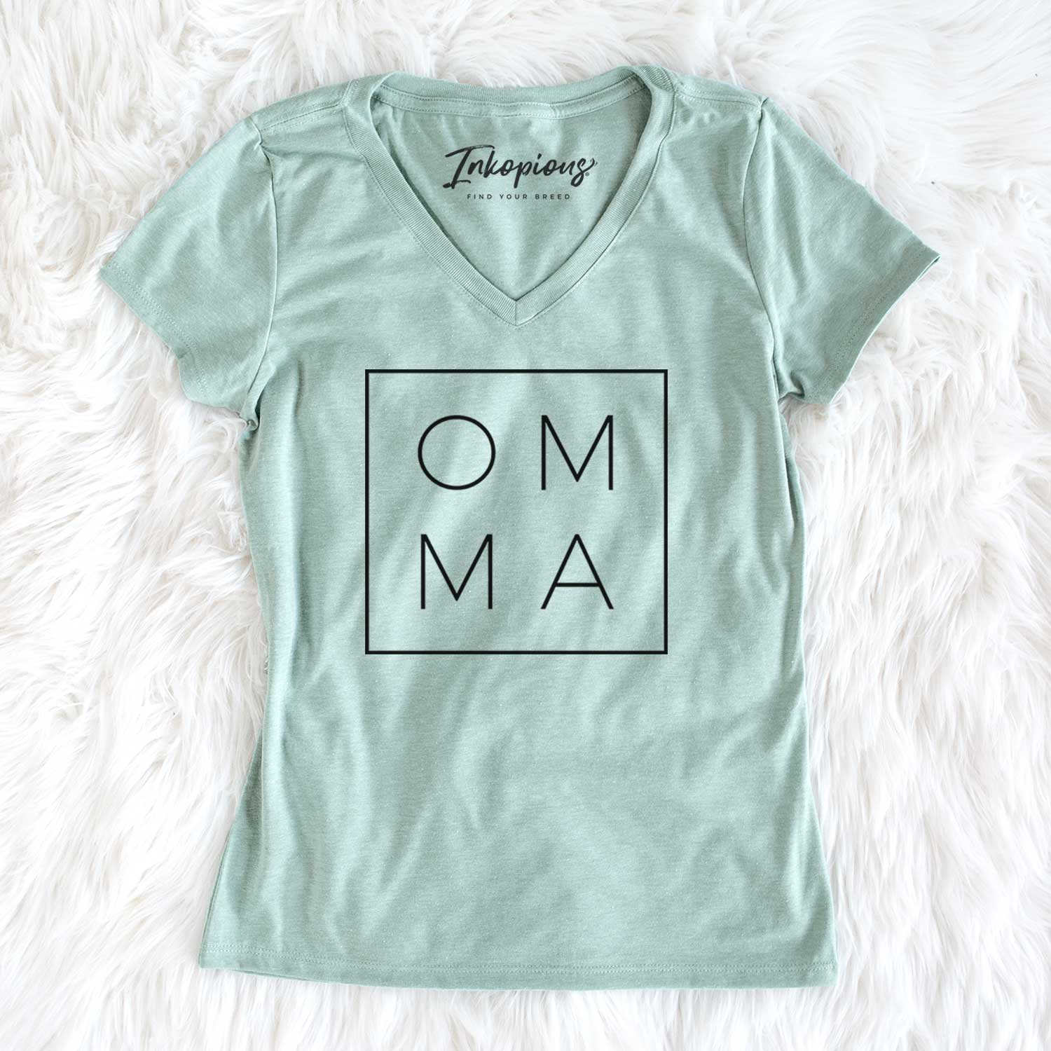 Omma Boxed - Women's V-neck Shirt