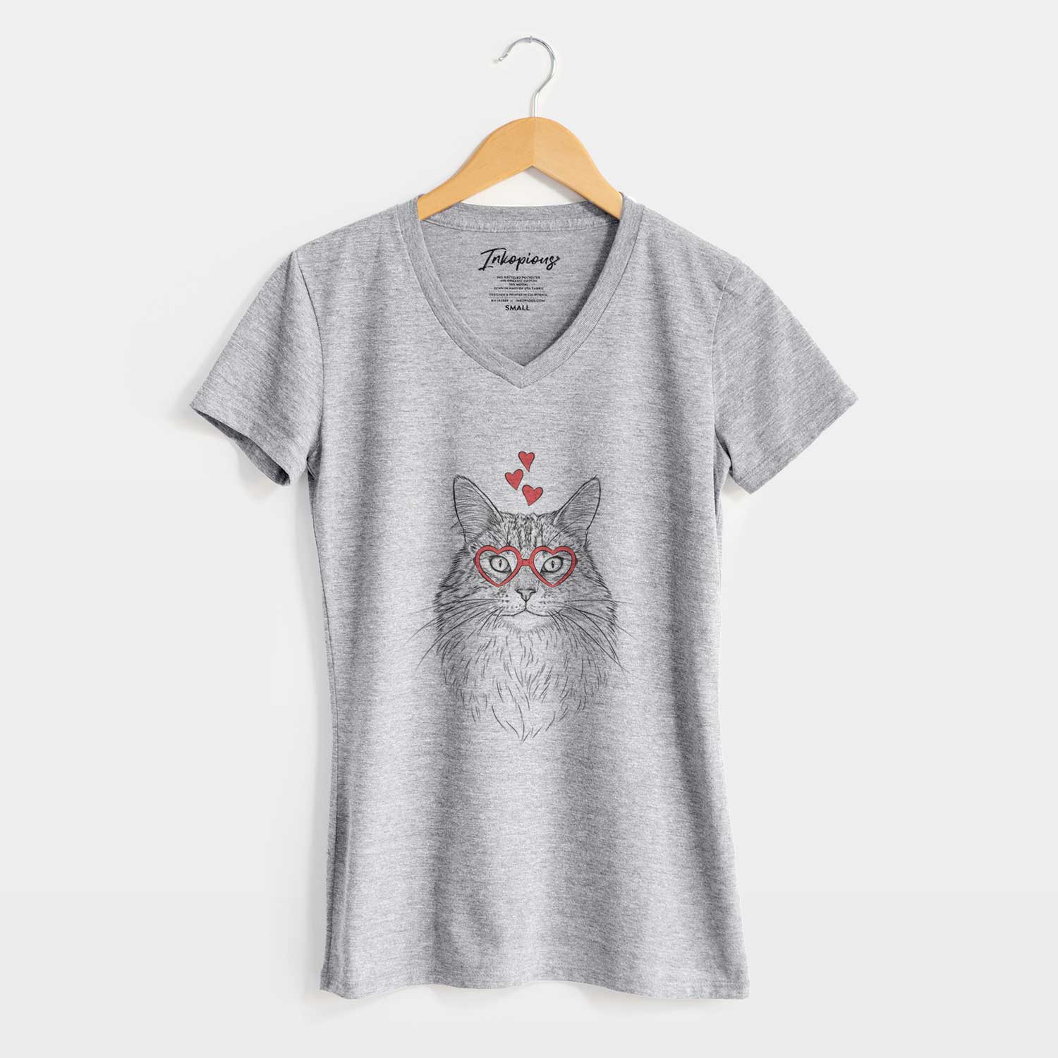 Valentine Angel the Maine Coon Cat - Women's V-neck Shirt