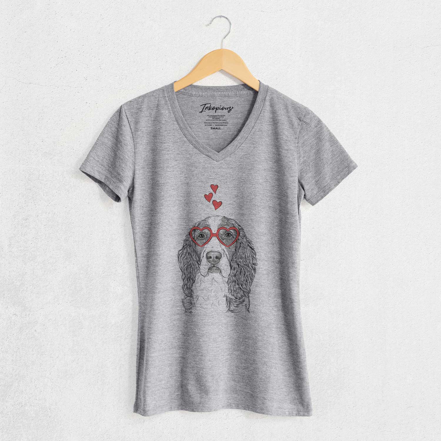 Valentine Red the English Springer Spaniel - Women's V-neck Shirt