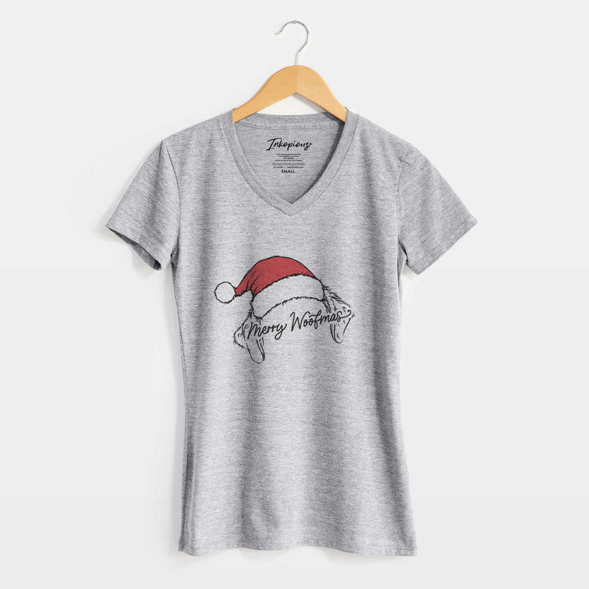 Merry Woofmas - Golden Retriever - Women&#39;s V-neck Shirt