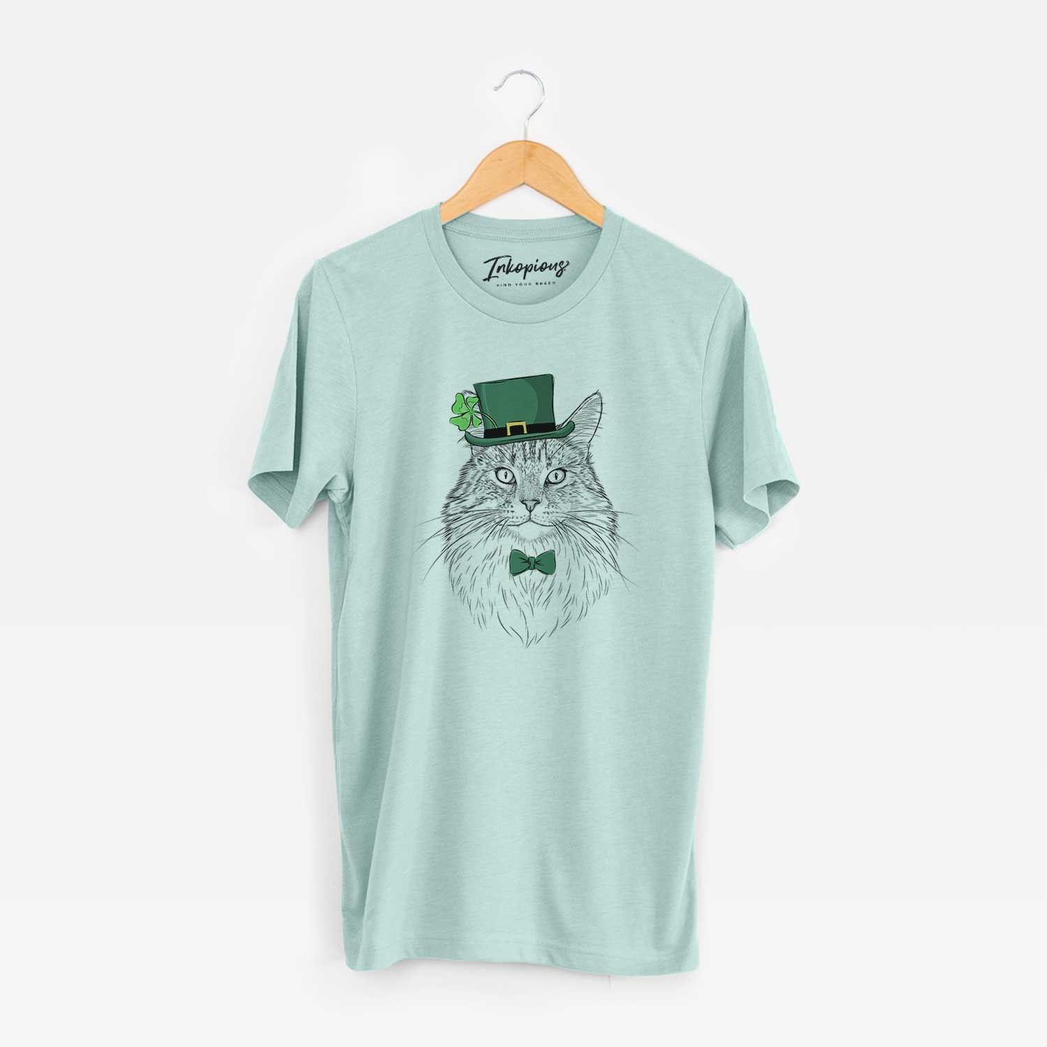 St. Patrick's Angel the Maine Coon Cat - Unisex Crewneck