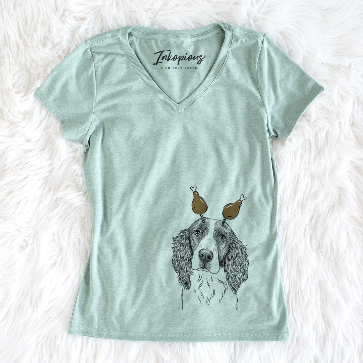 Thanksgiving Annie the English Springer Spaniel - Women's V-neck Shirt