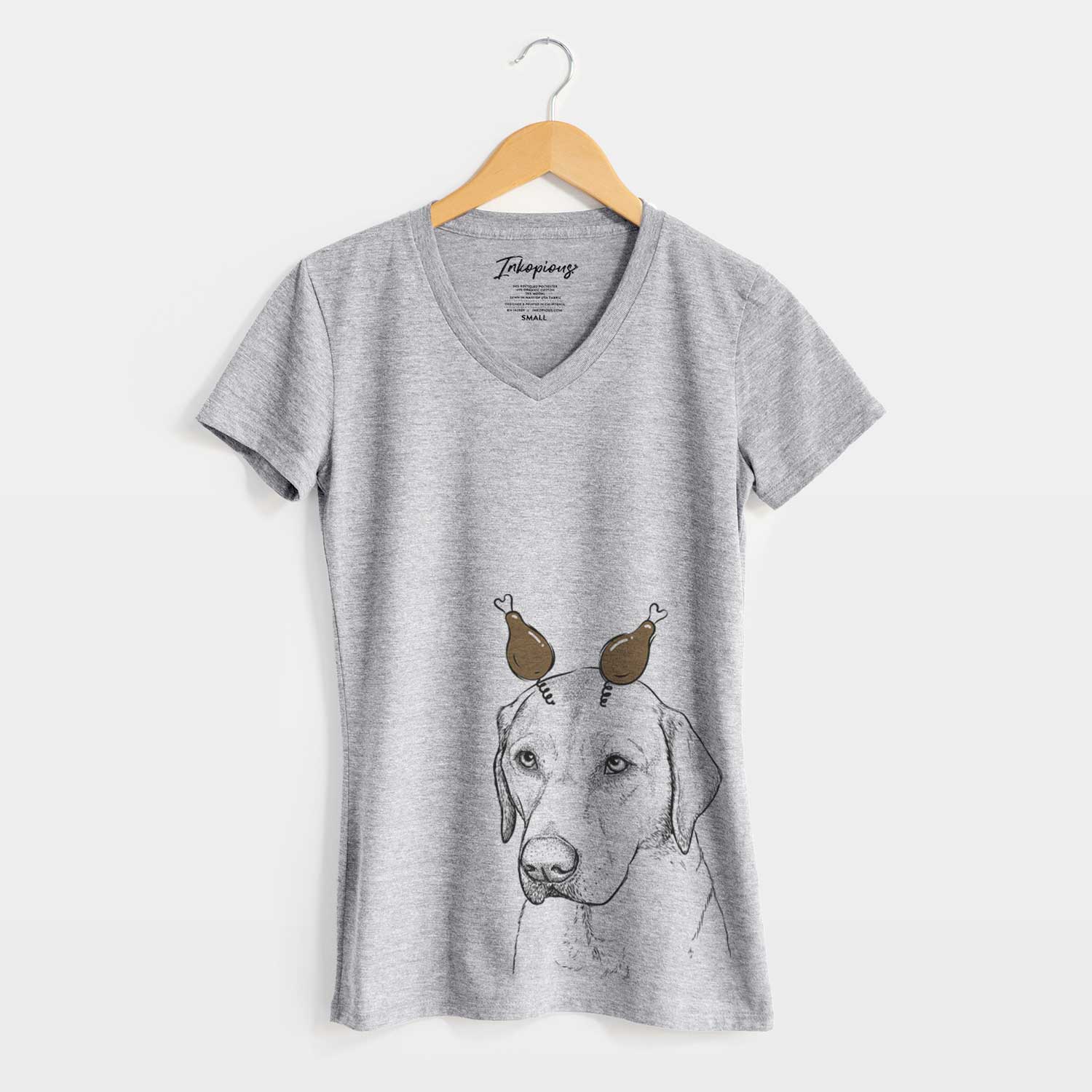 Thanksgiving Braxton the Yellow Lab - Women's V-neck Shirt