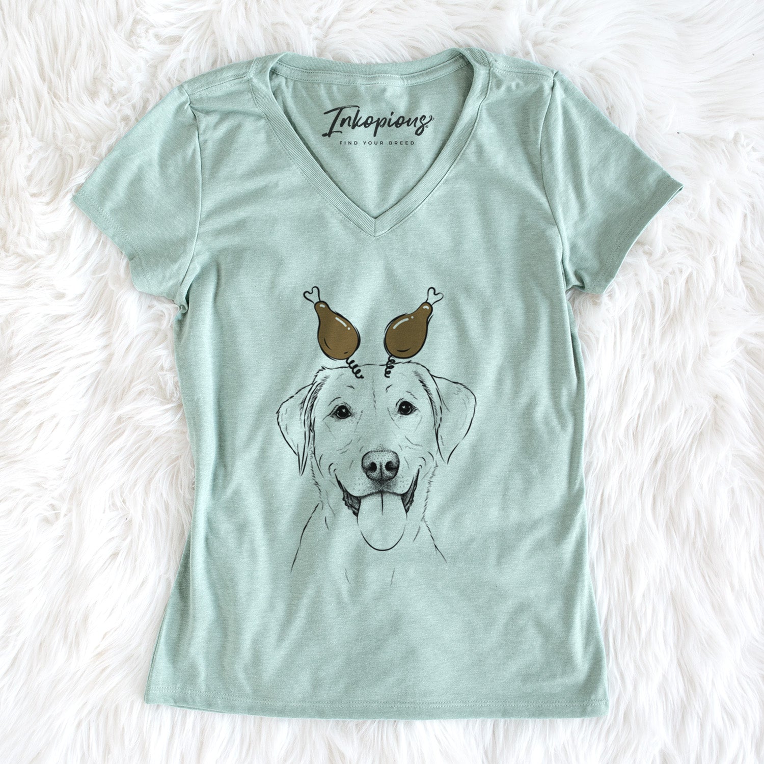 Thanksgiving Daisy the Labrador Retriever - Women's Perfect V-neck Shirt