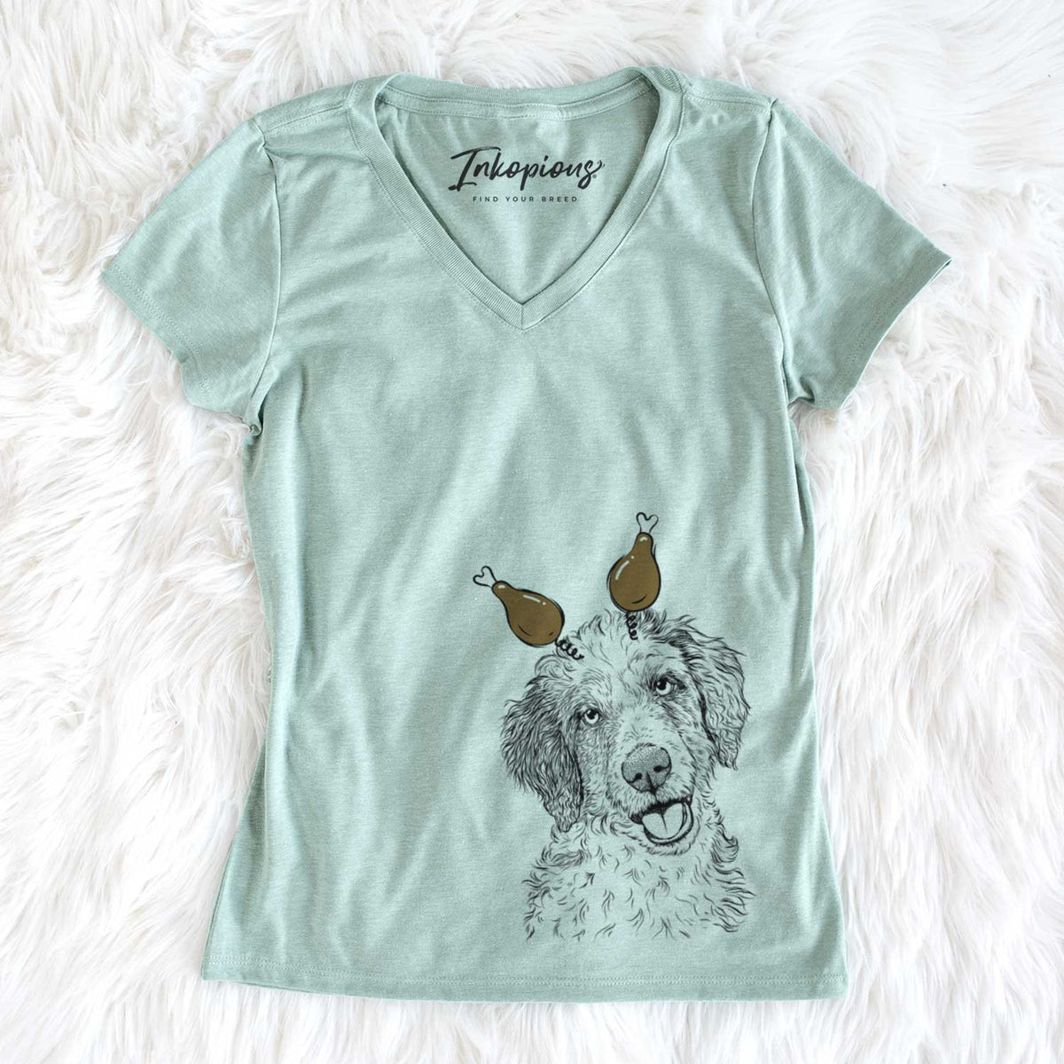 Thanksgiving Hoge the Aussiedoodle - Women&#39;s V-neck Shirt