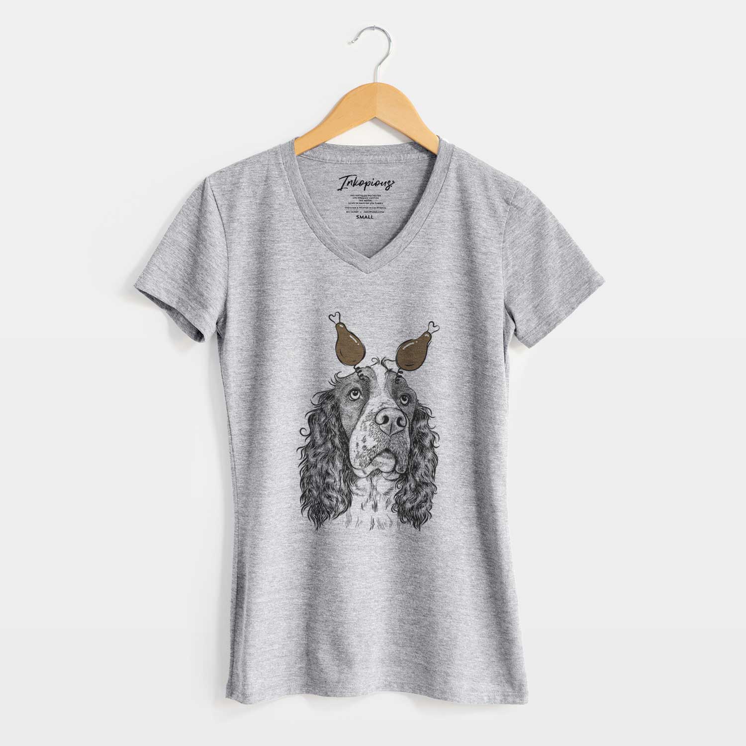 Thanksgiving Millie Mae the English Springer Spaniel - Women's V-neck Shirt