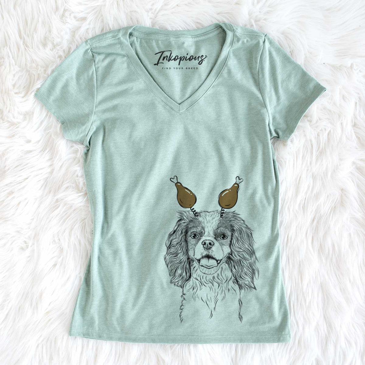 Thanksgiving Poppy the Cavalier King Charles Spaniel - Women&#39;s V-neck Shirt