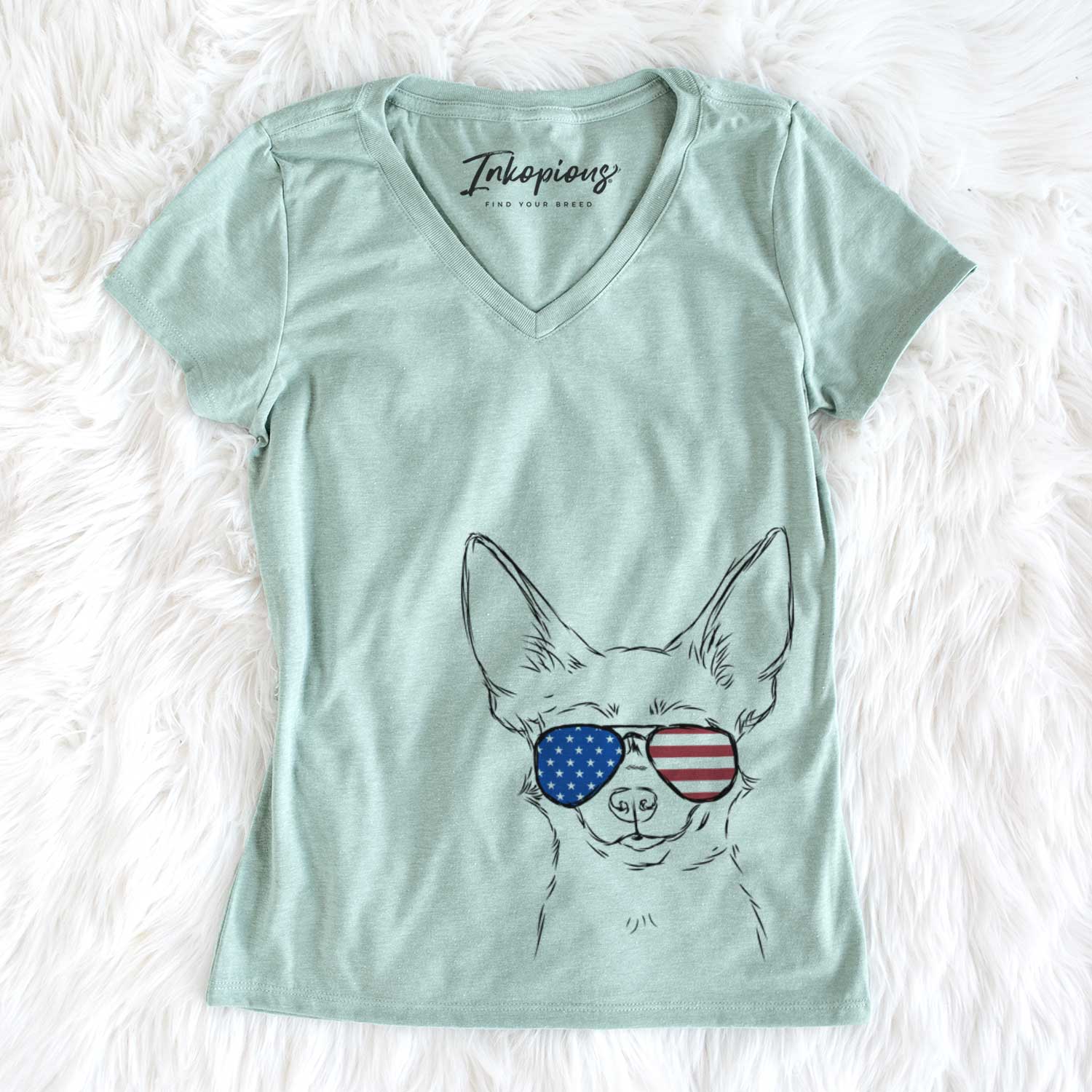 USA Amos the Chihuahua - Women's Perfect V-neck Shirt