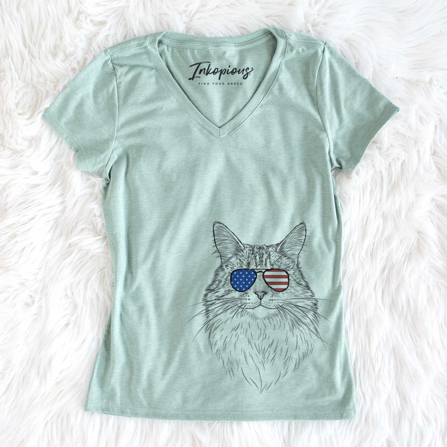 USA Angel the Maine Coon Cat - Women's Perfect V-neck Shirt