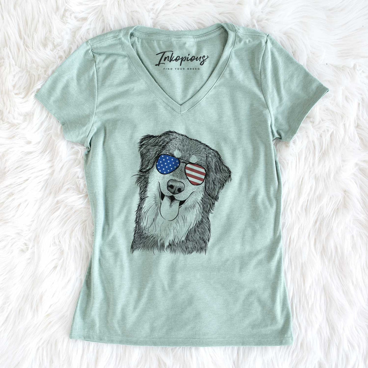 USA Brodie the Golden Aussie - Women's Perfect V-neck Shirt