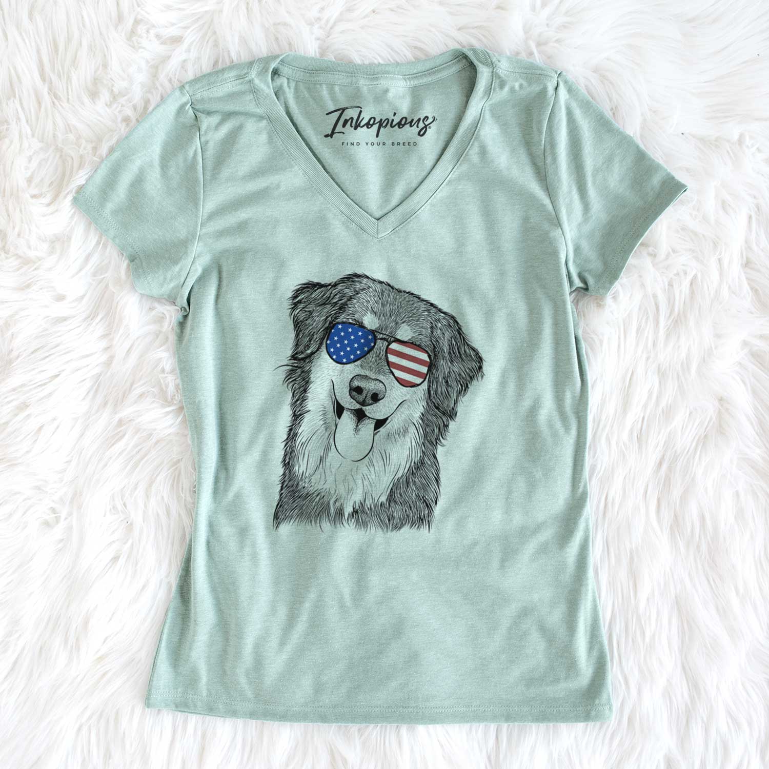 USA Brodie the Golden Aussie - Women's Perfect V-neck Shirt