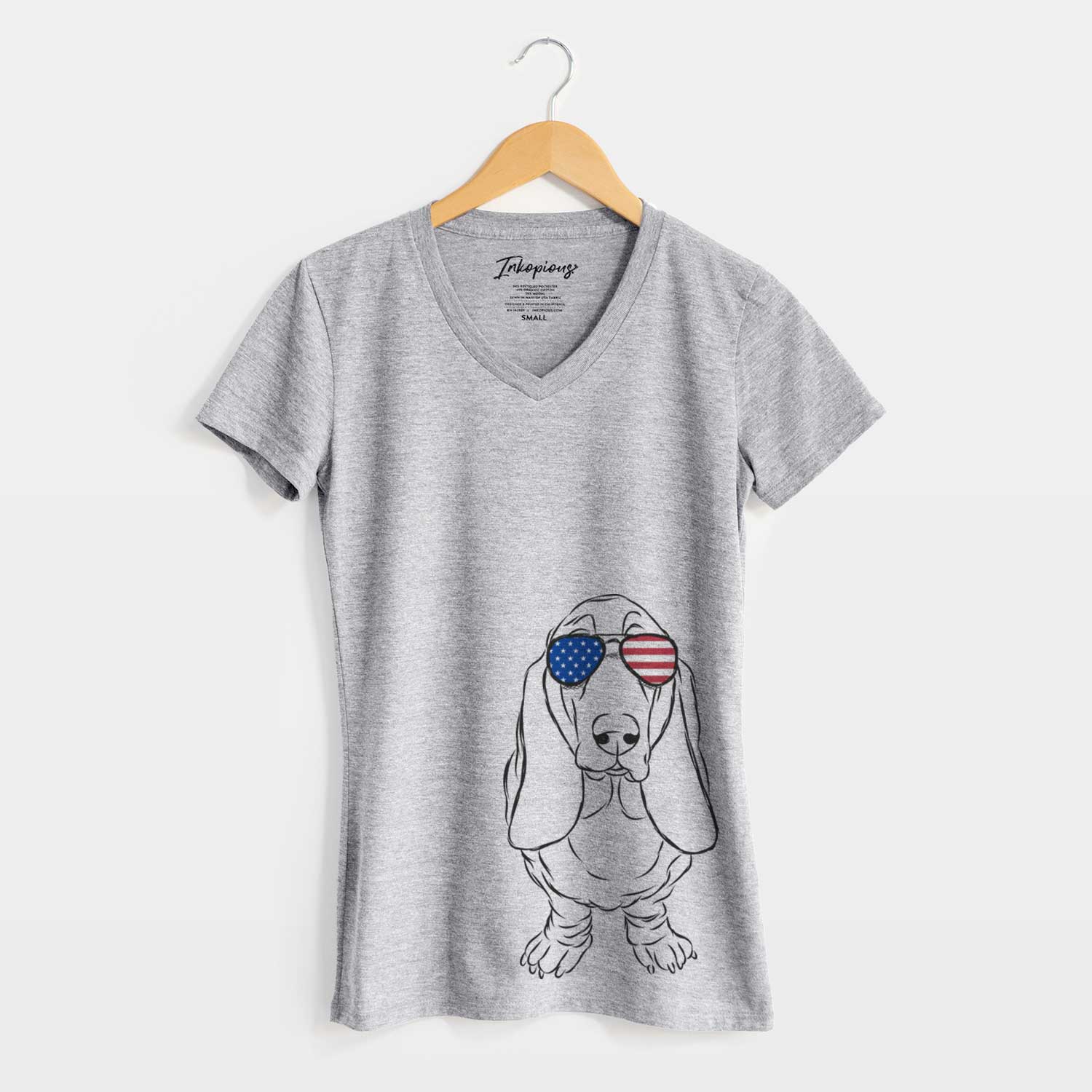 USA Charlie the Basset Hound - Women's Perfect V-neck Shirt