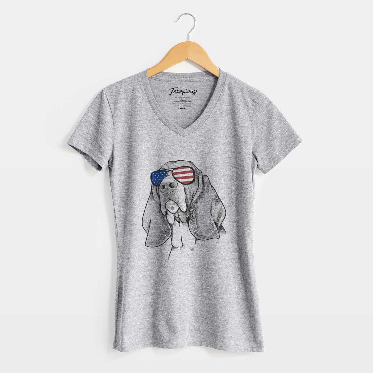 USA Cooper the Basset Hound - Women&#39;s Perfect V-neck Shirt