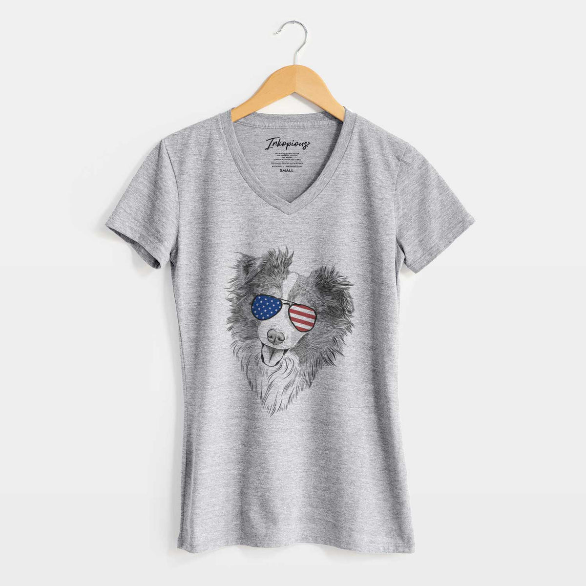 USA Doc the Mini Aussie - Women&#39;s Perfect V-neck Shirt